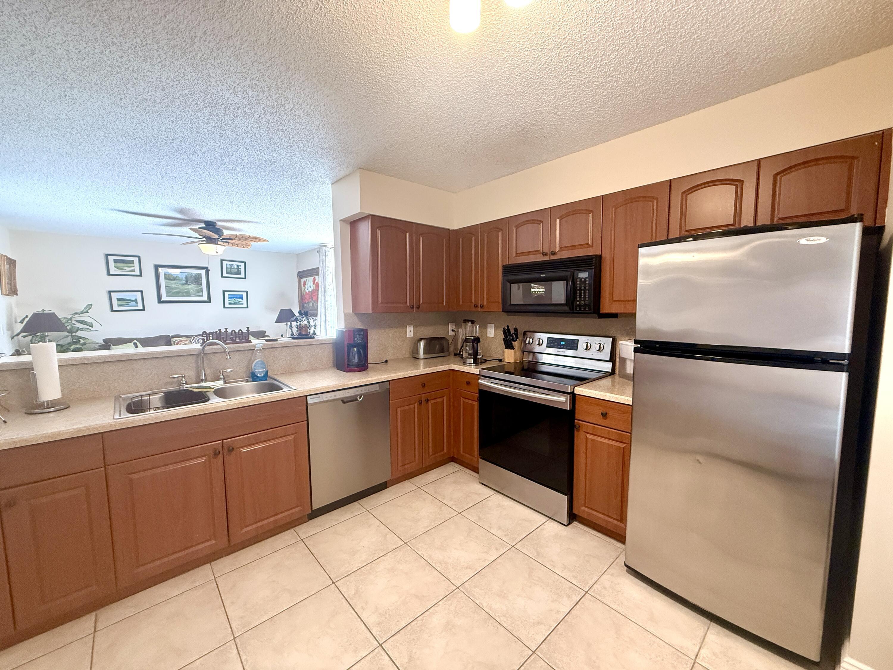 1707 Village Boulevard 112, West Palm Beach, FL 33409, West Palm Beach - Photo 5