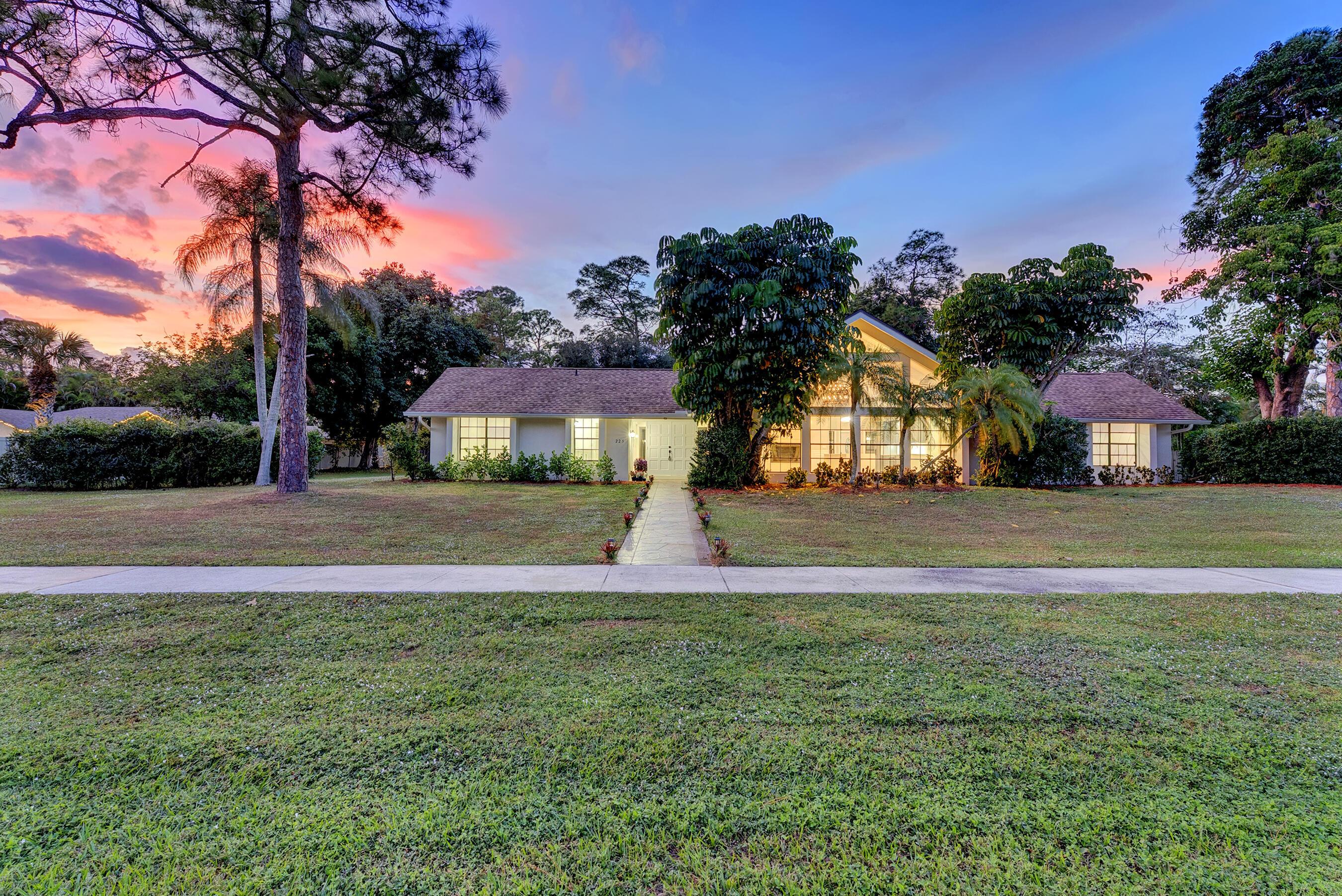 225 Sulky Way, Wellington, FL 33414, Wellington