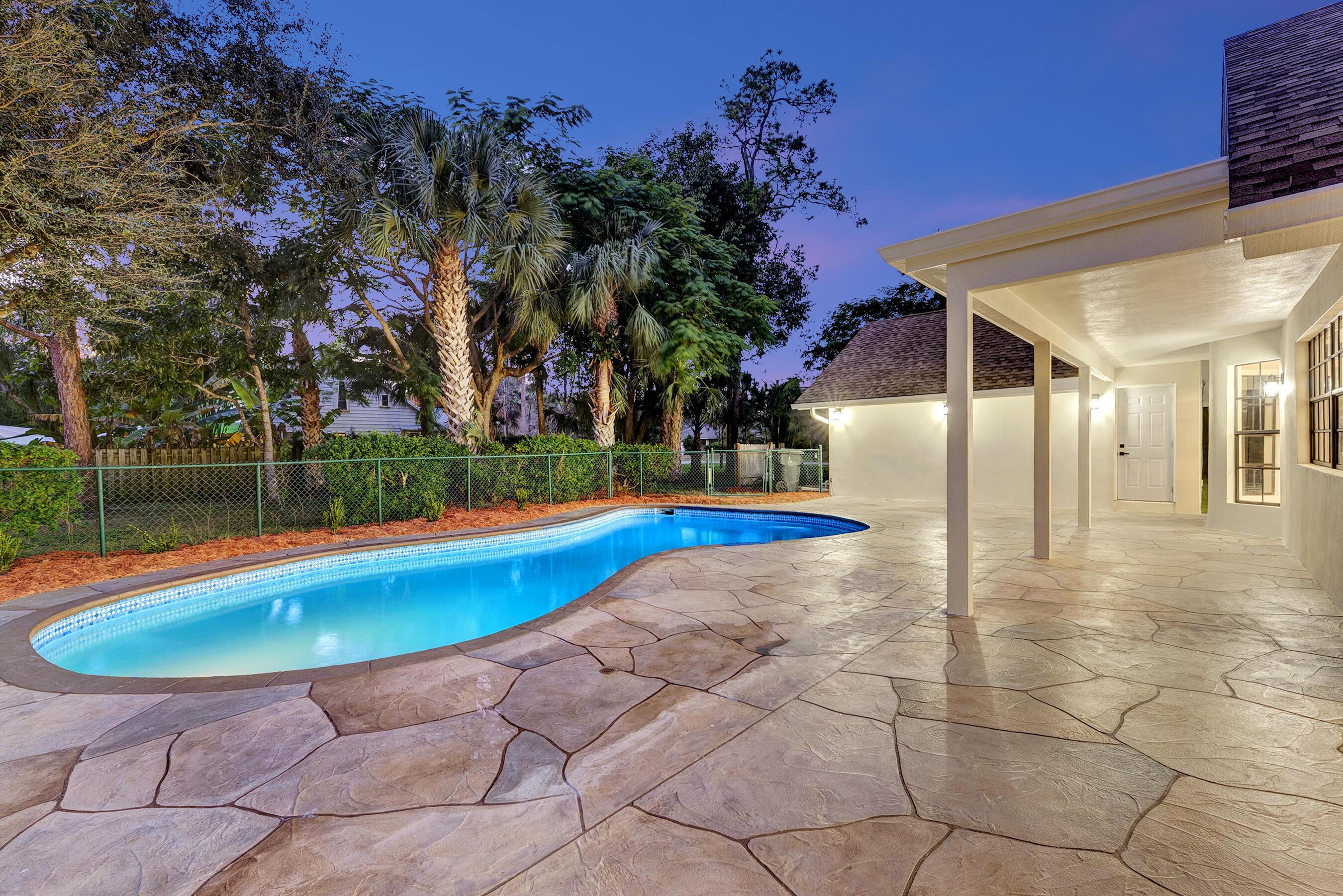225 Sulky Way, Wellington, FL 33414, Wellington - Photo 2
