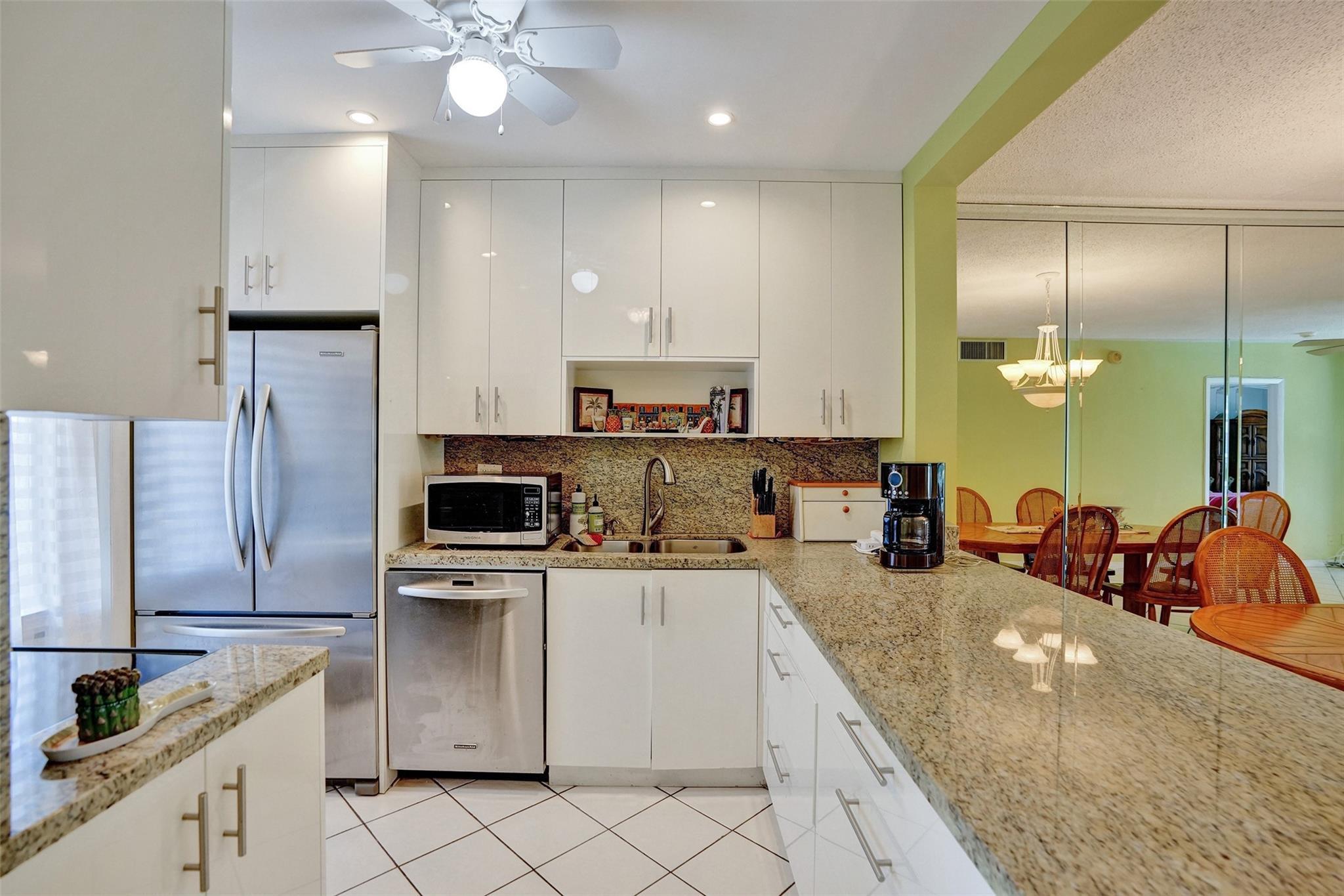 1461 S Ocean Boulevard 303, Lauderdale-By-The-Sea, FL 33062, Lauderdale-By-The-Sea - Photo 5