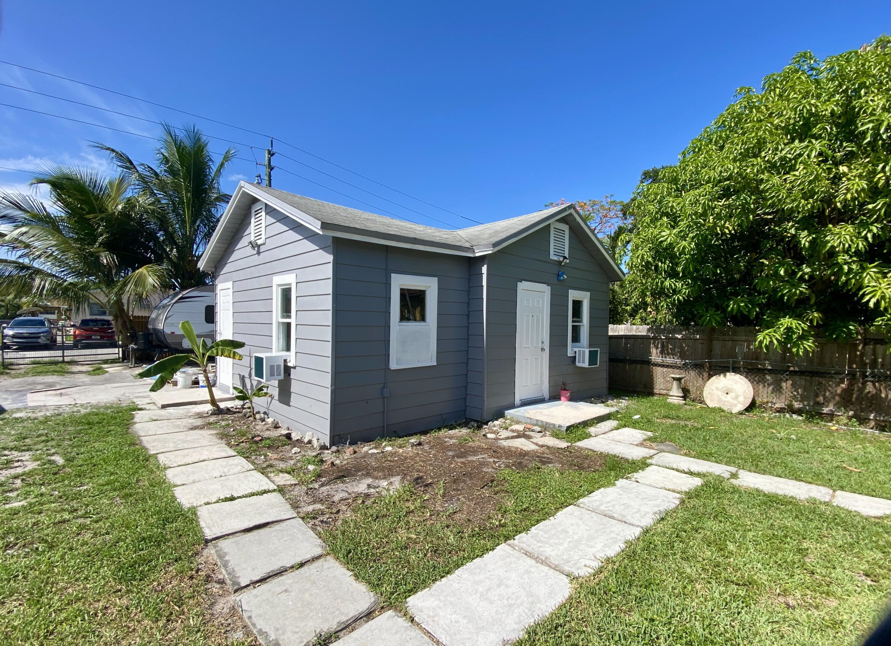 2231 Wilson Street 2, Hollywood, FL 33020, Hollywood