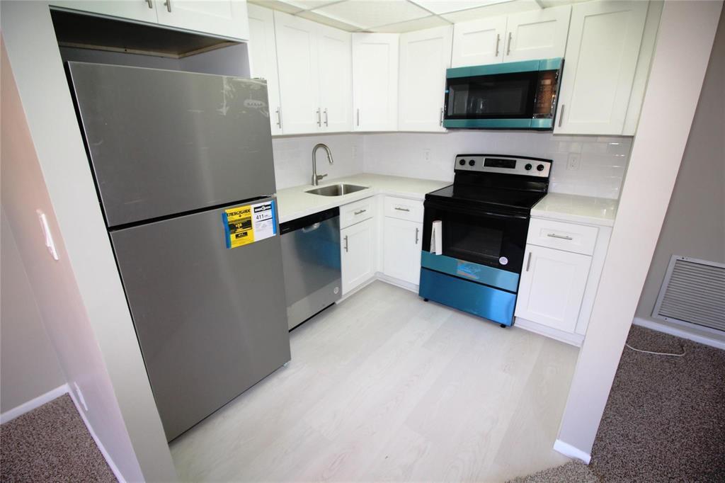 1967 S Ocean Boulevard 211-c, Lauderdale-By-The-Sea, FL 33062, Lauderdale-By-The-Sea - Photo 3
