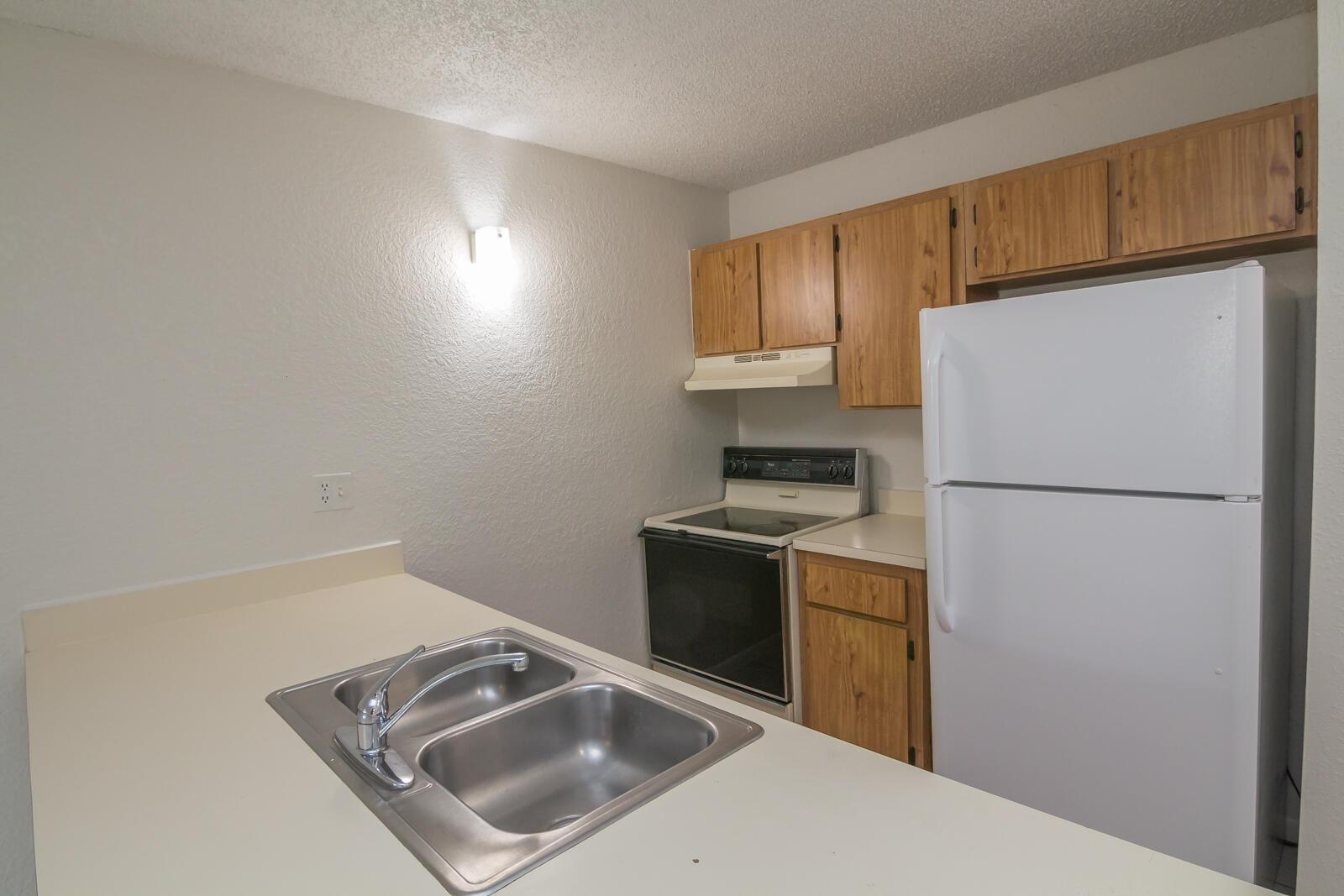 2771 Riverside Drive 109-A, Coral Springs, FL 33065, Coral Springs - Photo 3