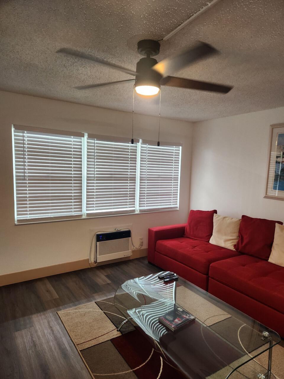 102 Westbury E 102, Deerfield Beach, FL 33442, Deerfield Beach - Photo 3