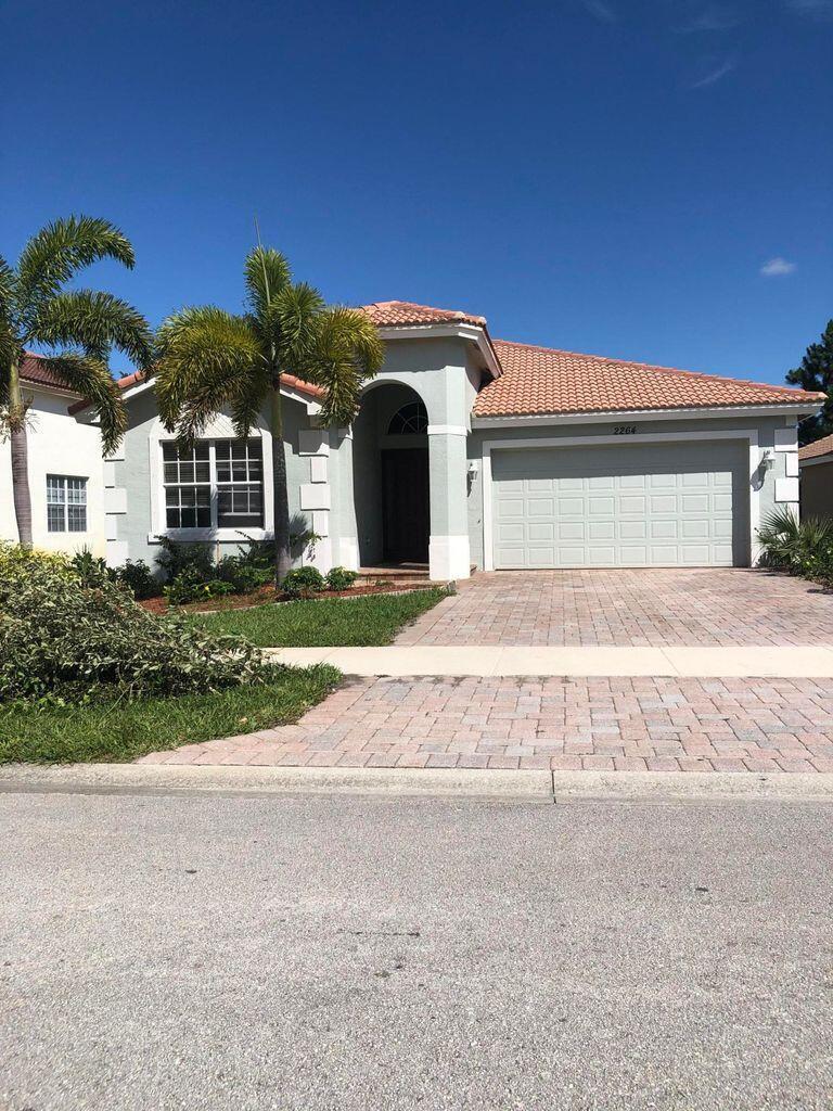 2264 Newport Isles Boulevard, Port St. Lucie, FL 34953, Port St. Lucie