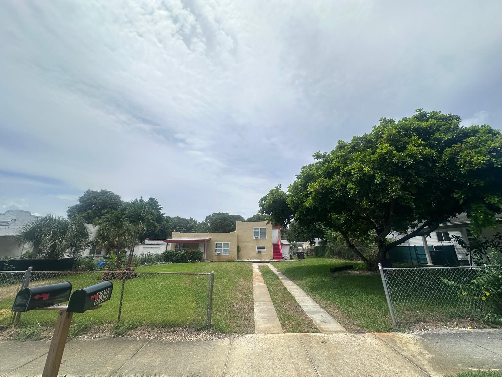 637 46th Street, West Palm Beach, FL 33407, West Palm Beach