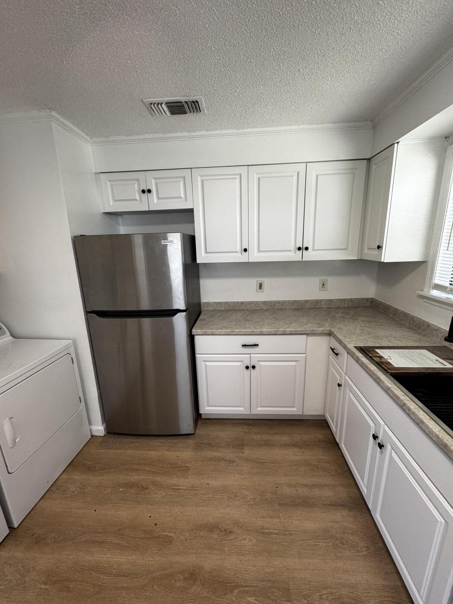 1464 W 32nd Street, Riviera Beach, FL 33404, Riviera Beach - Photo 5