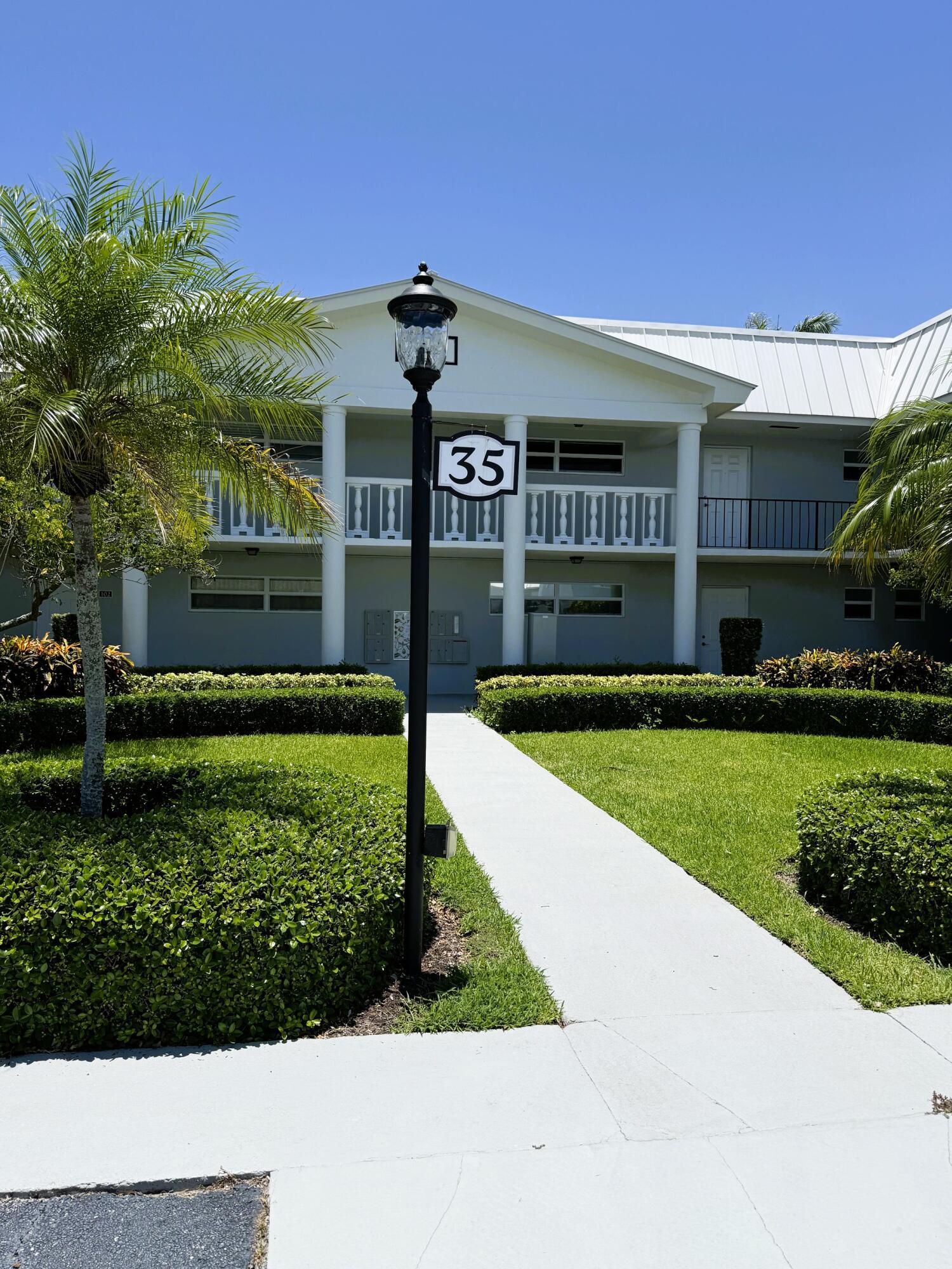 35 Colonial Club Drive 203, Boynton Beach, FL 33435, Boynton Beach - Photo 2