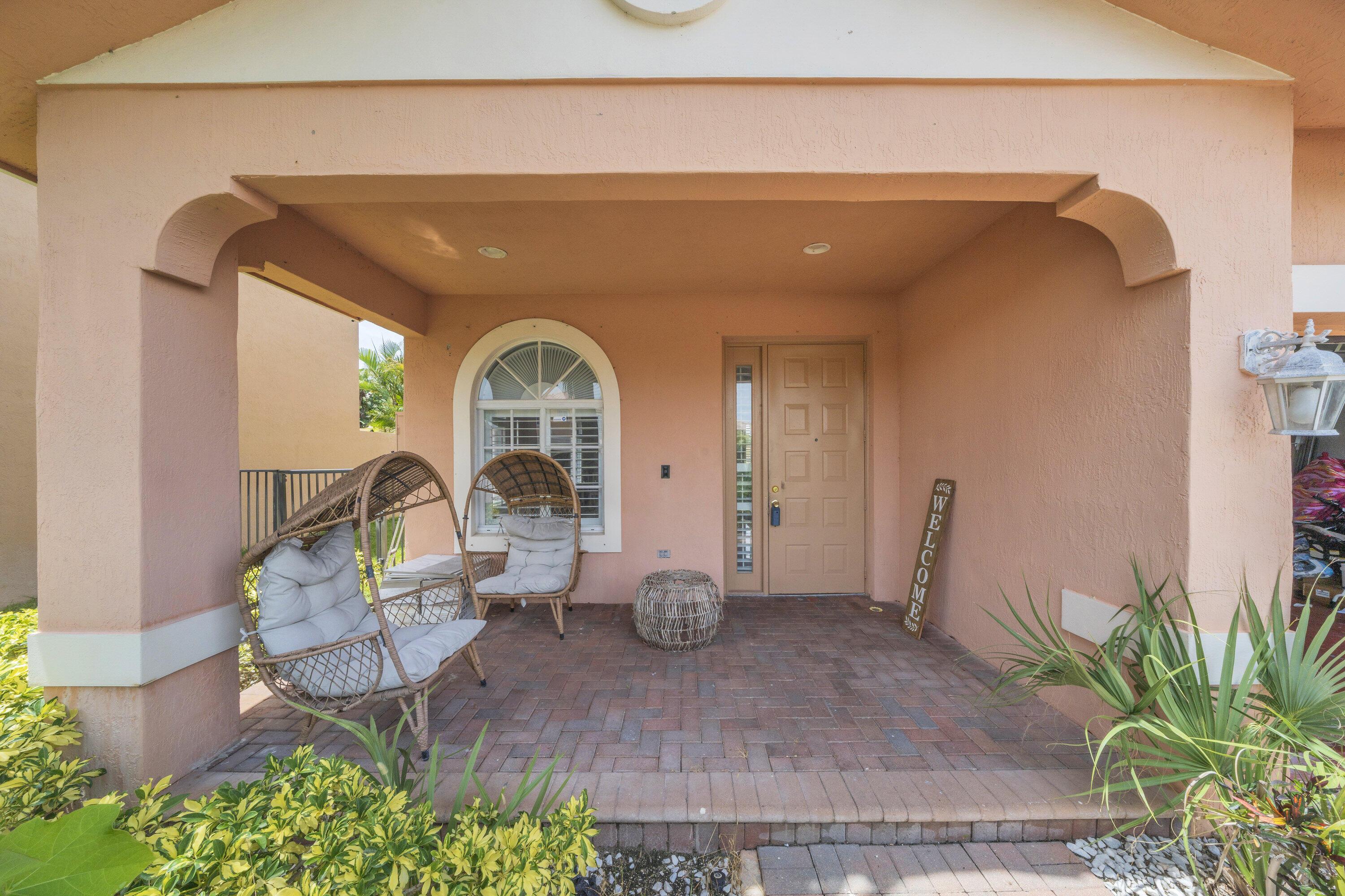 149 Bellezza Terrace, Royal Palm Beach, FL 33411, Royal Palm Beach - Photo 3