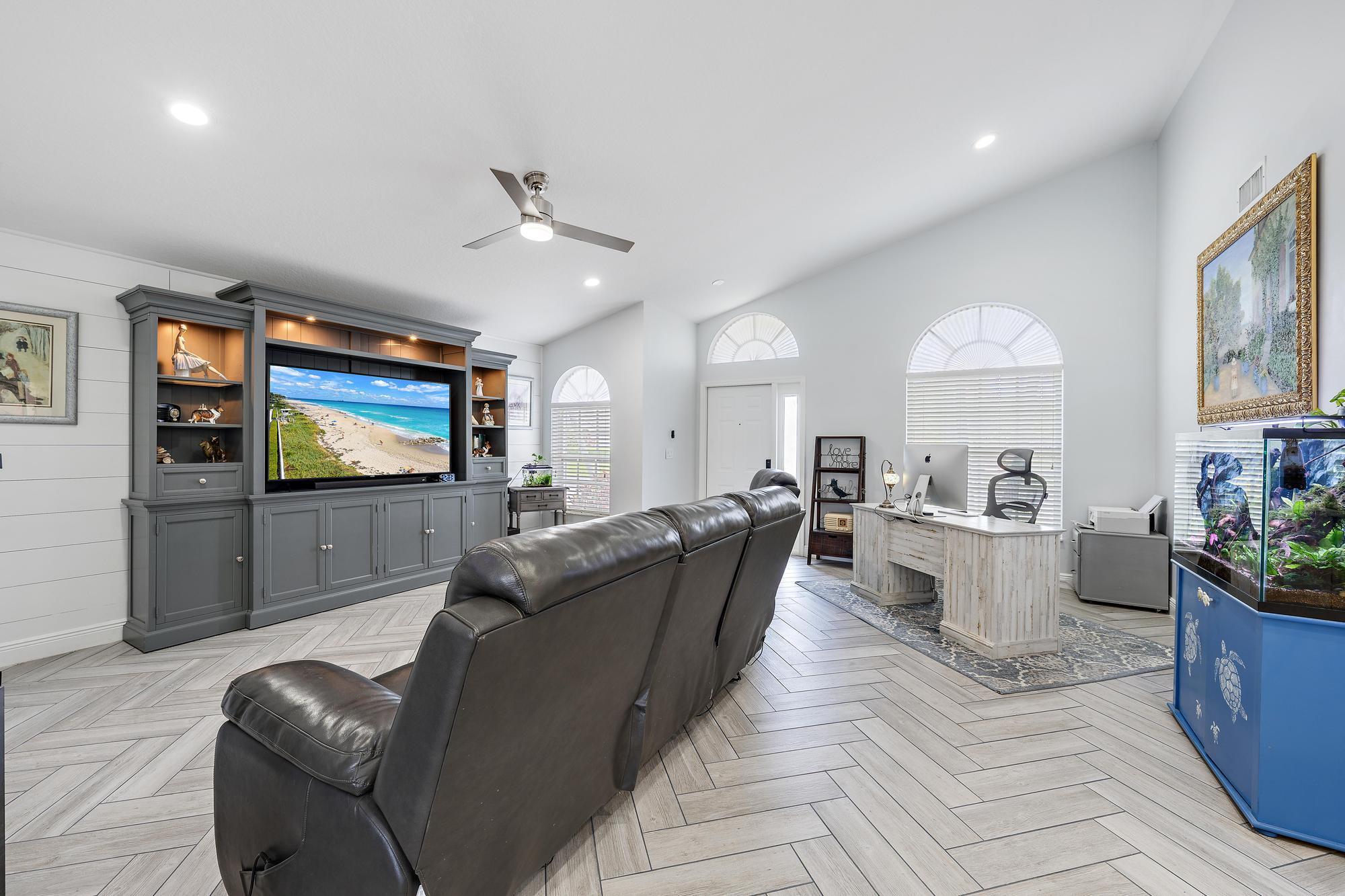 1875 Oak Berry Circle, Wellington, FL 33414, Wellington - Photo 4