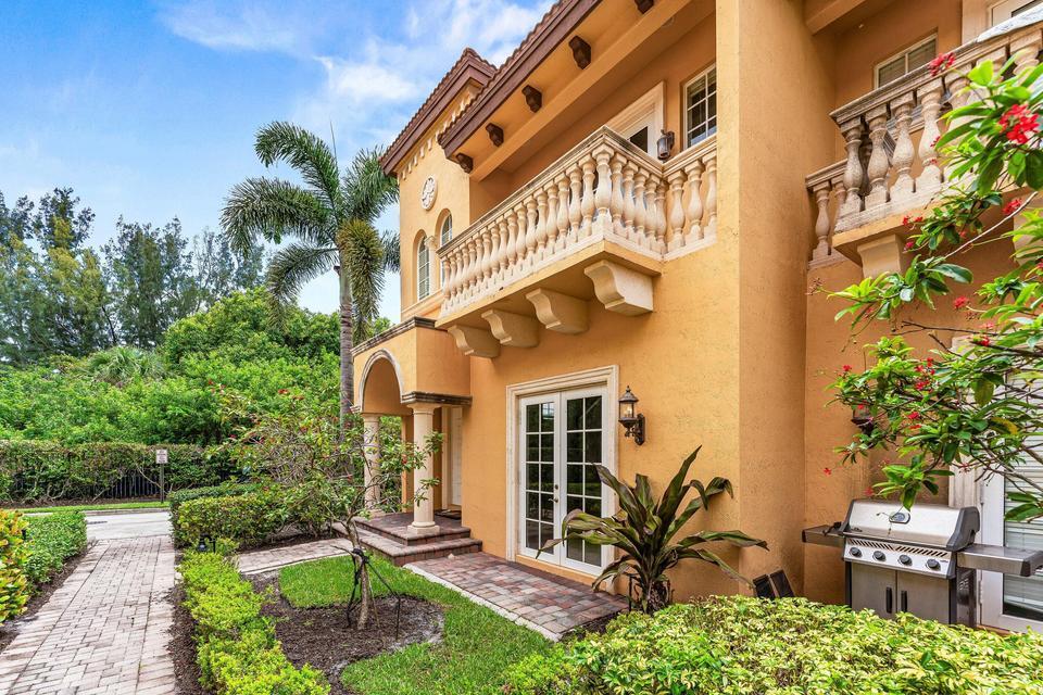 210 NE 69th Circle, Boca Raton, FL 33487, Boca Raton