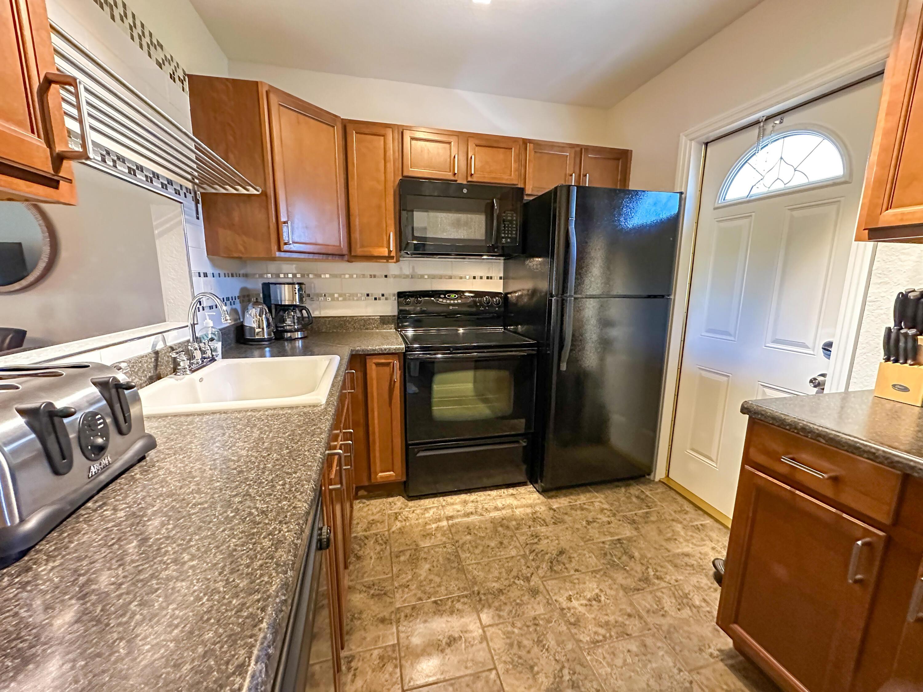 5131 W Oakland Park Boulevard 202, Lauderdale Lakes, FL 33313, Lauderdale Lakes - Photo 4