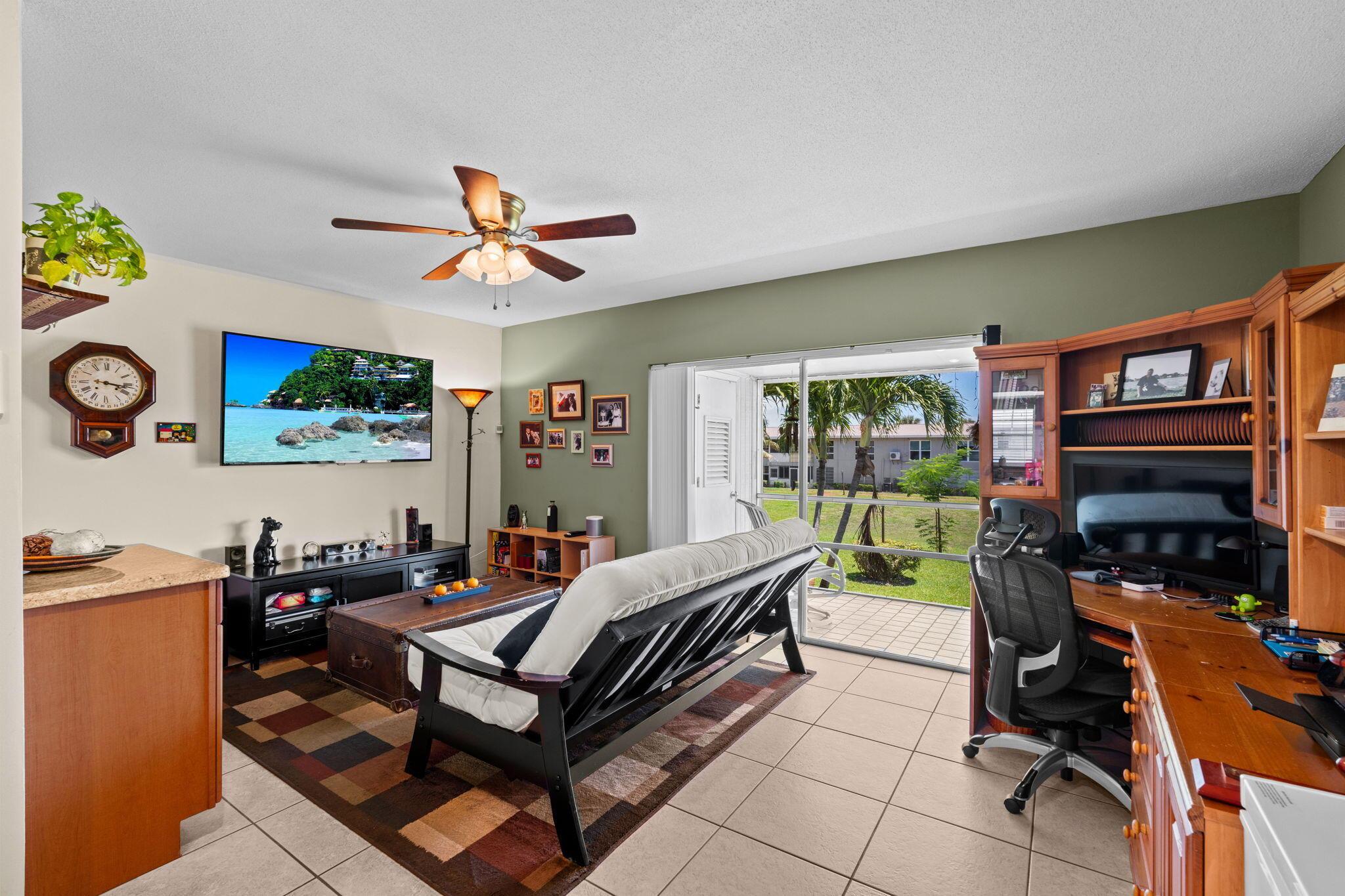 312 NE 17th Avenue 203, Boynton Beach, FL 33435, Boynton Beach - Photo 5
