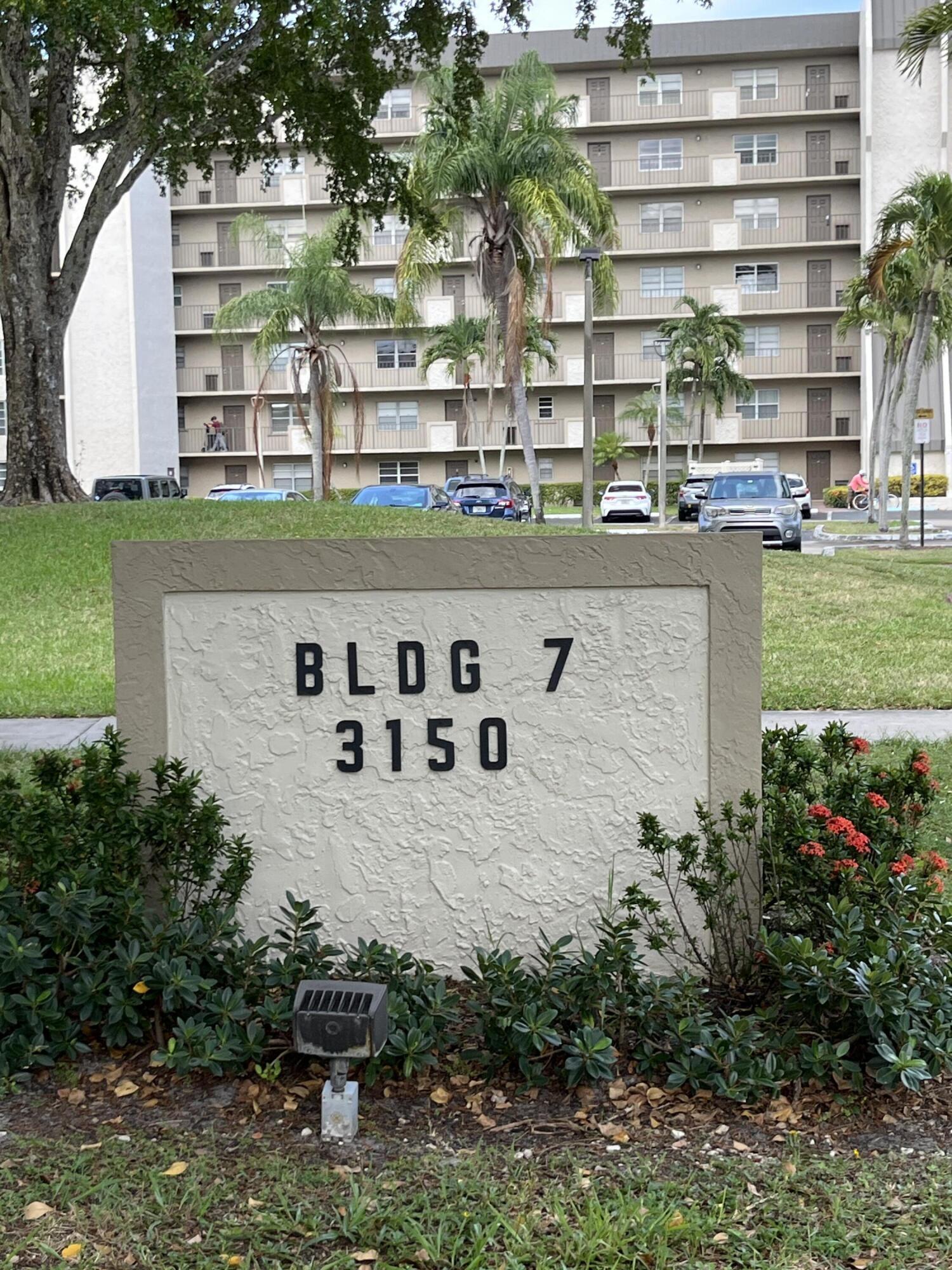 3150 W Rolling Hills Circle 704, Davie, FL 33328, Davie - Photo 3