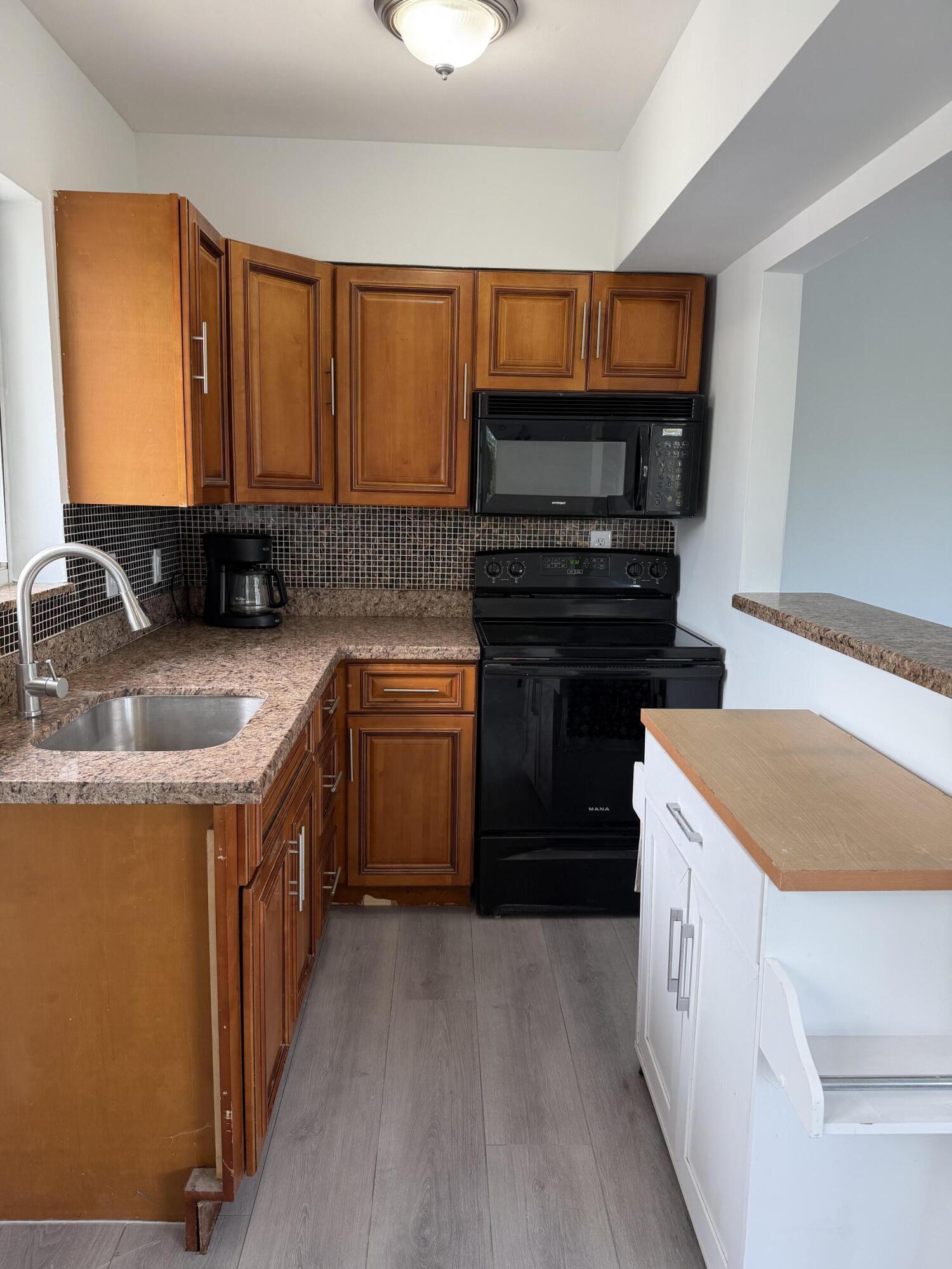 510 SW 15th Street 204, Pompano Beach, FL 33060, Pompano Beach