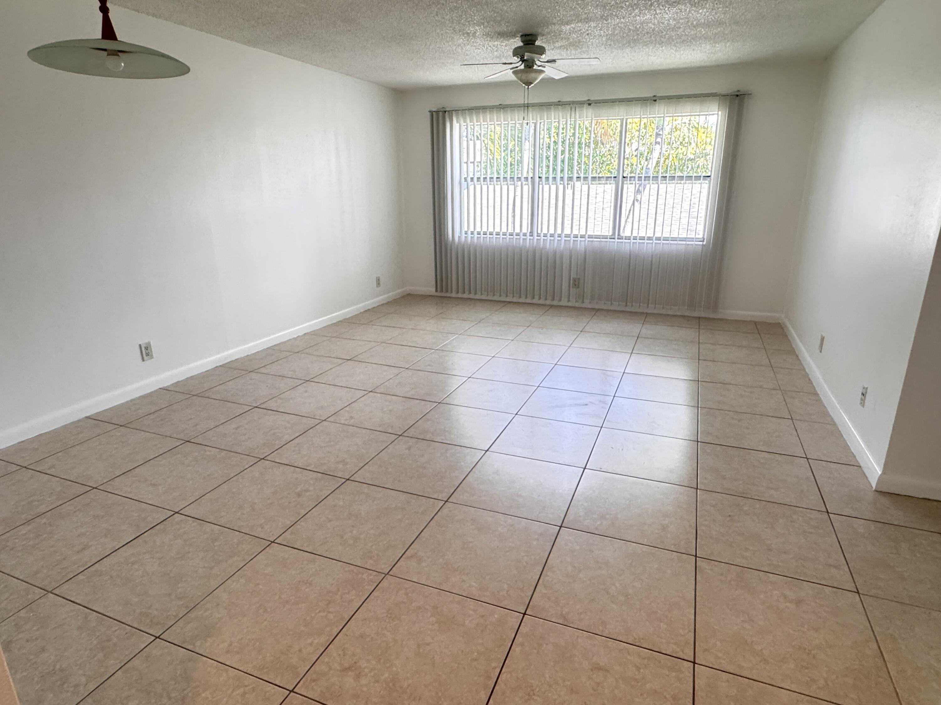 500 SE 2nd Avenue 22, Deerfield Beach, FL 33441, Deerfield Beach - Photo 4