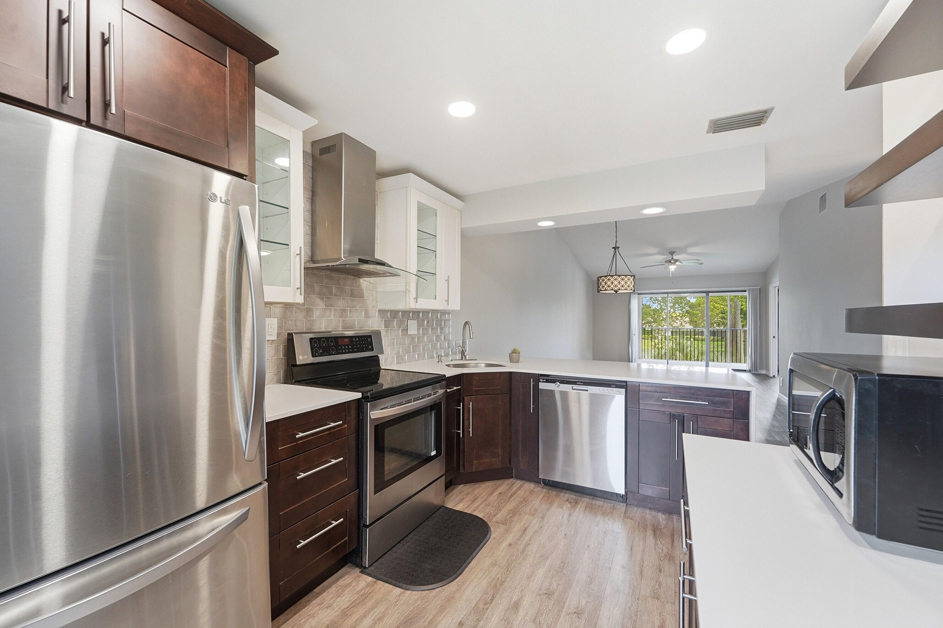 1033 Banks Road 203, Margate, FL 33063, Margate - Photo 5