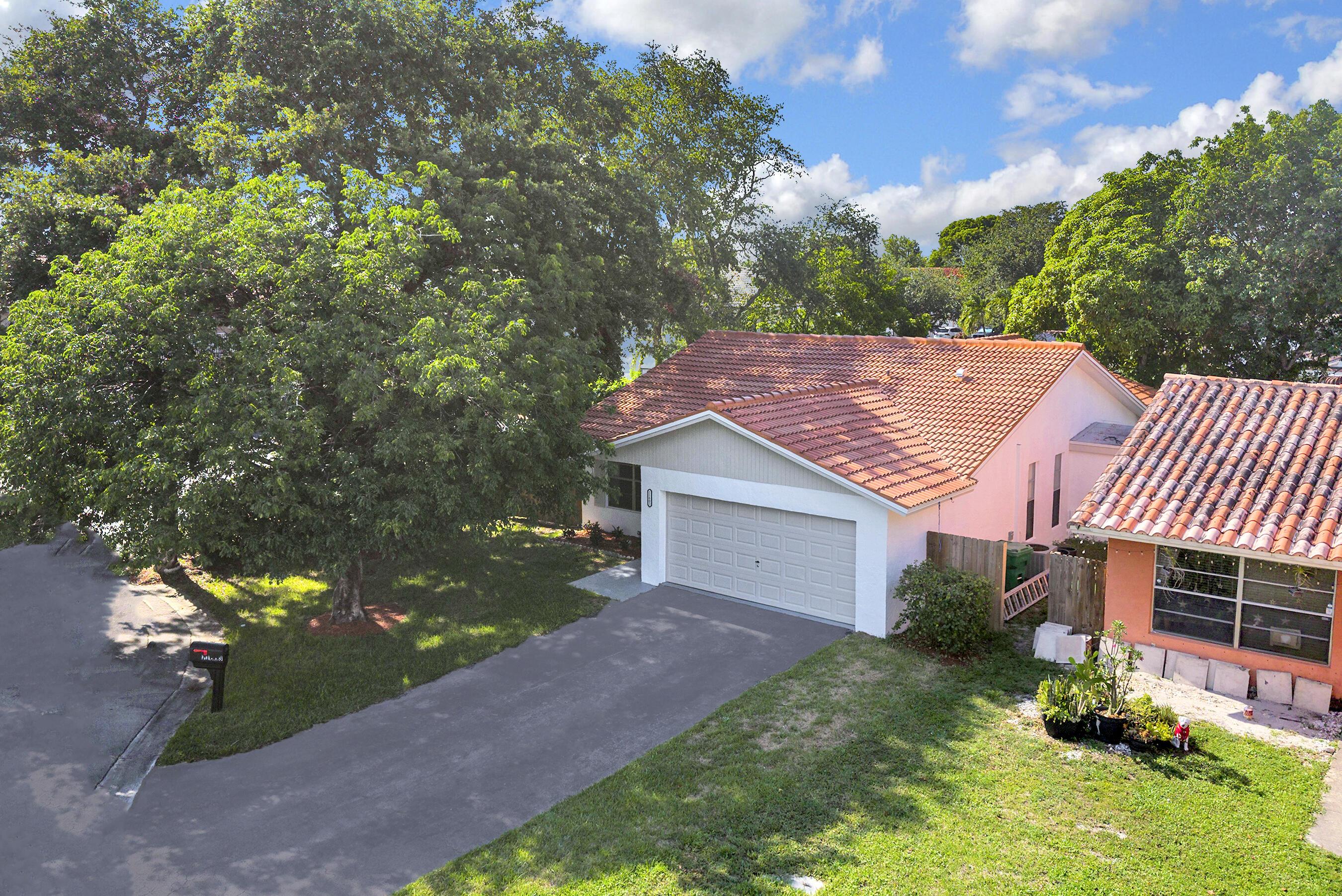 11603 NW 26th Street, Coral Springs, FL 33065, Coral Springs - Photo 3