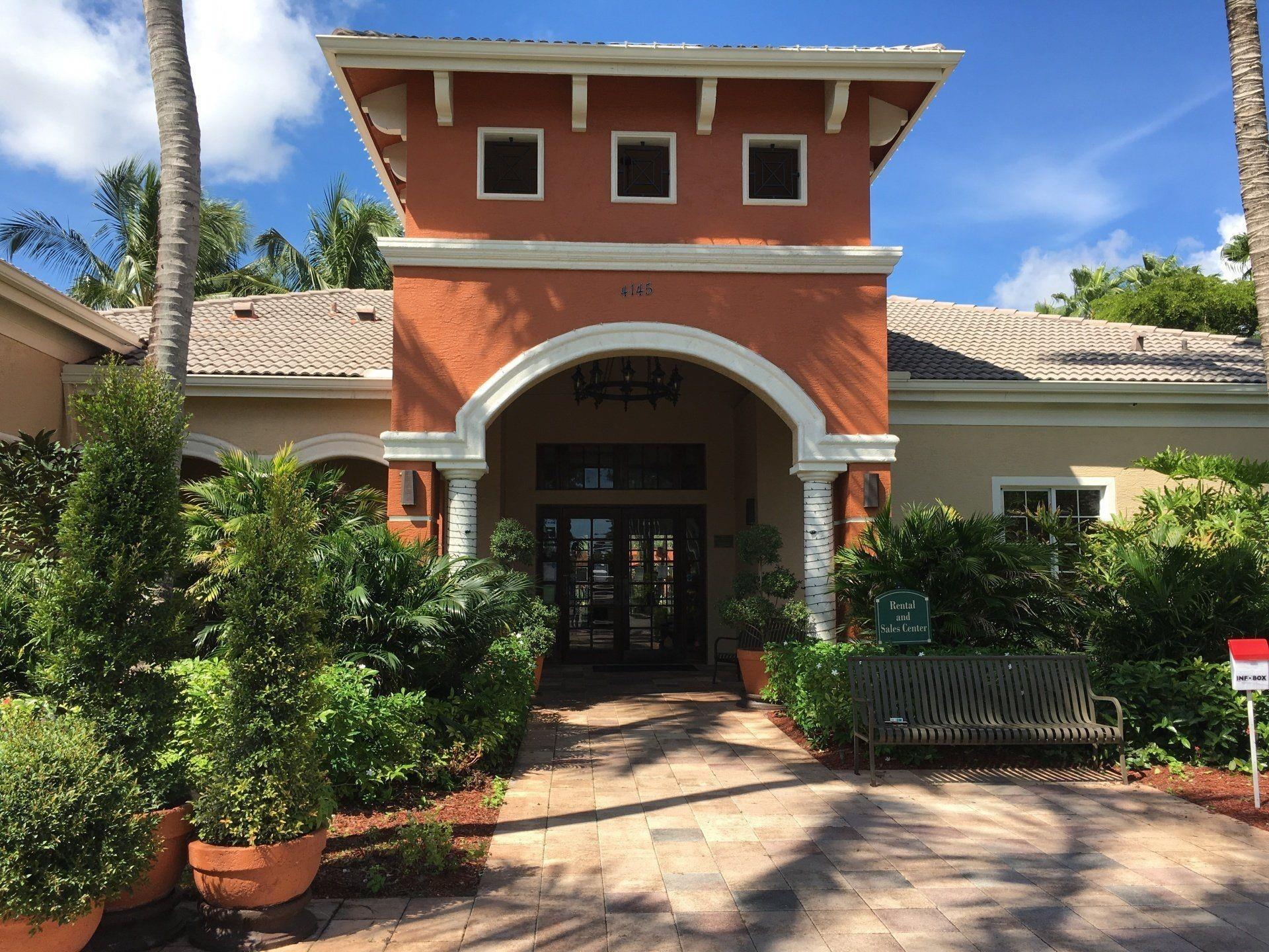 4177 N Haverhill Road 810, West Palm Beach, FL 33417, West Palm Beach - Photo 2