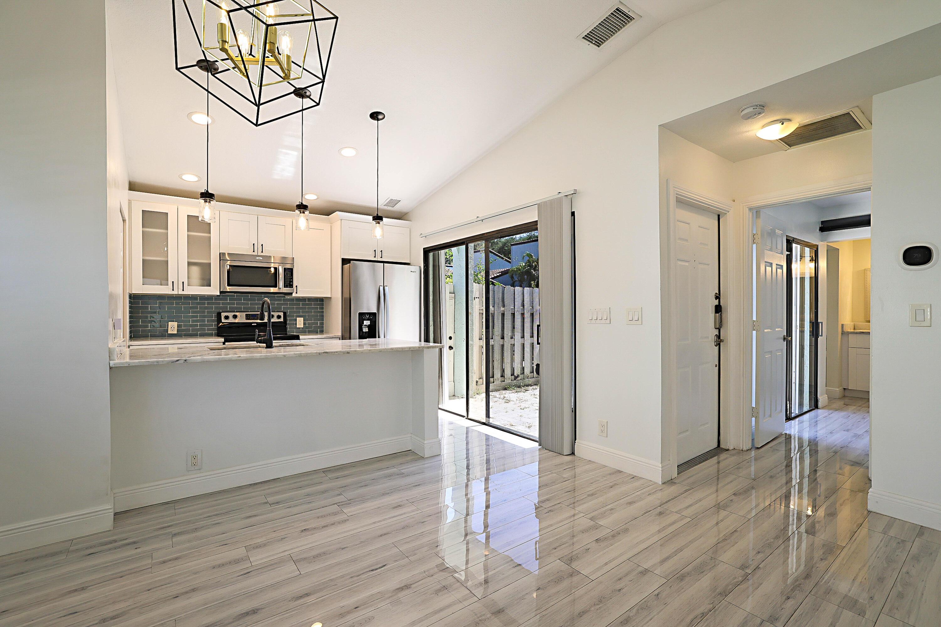 22354 Pineapple Walk Drive, Boca Raton, FL 33433, Boca Raton - Photo 4