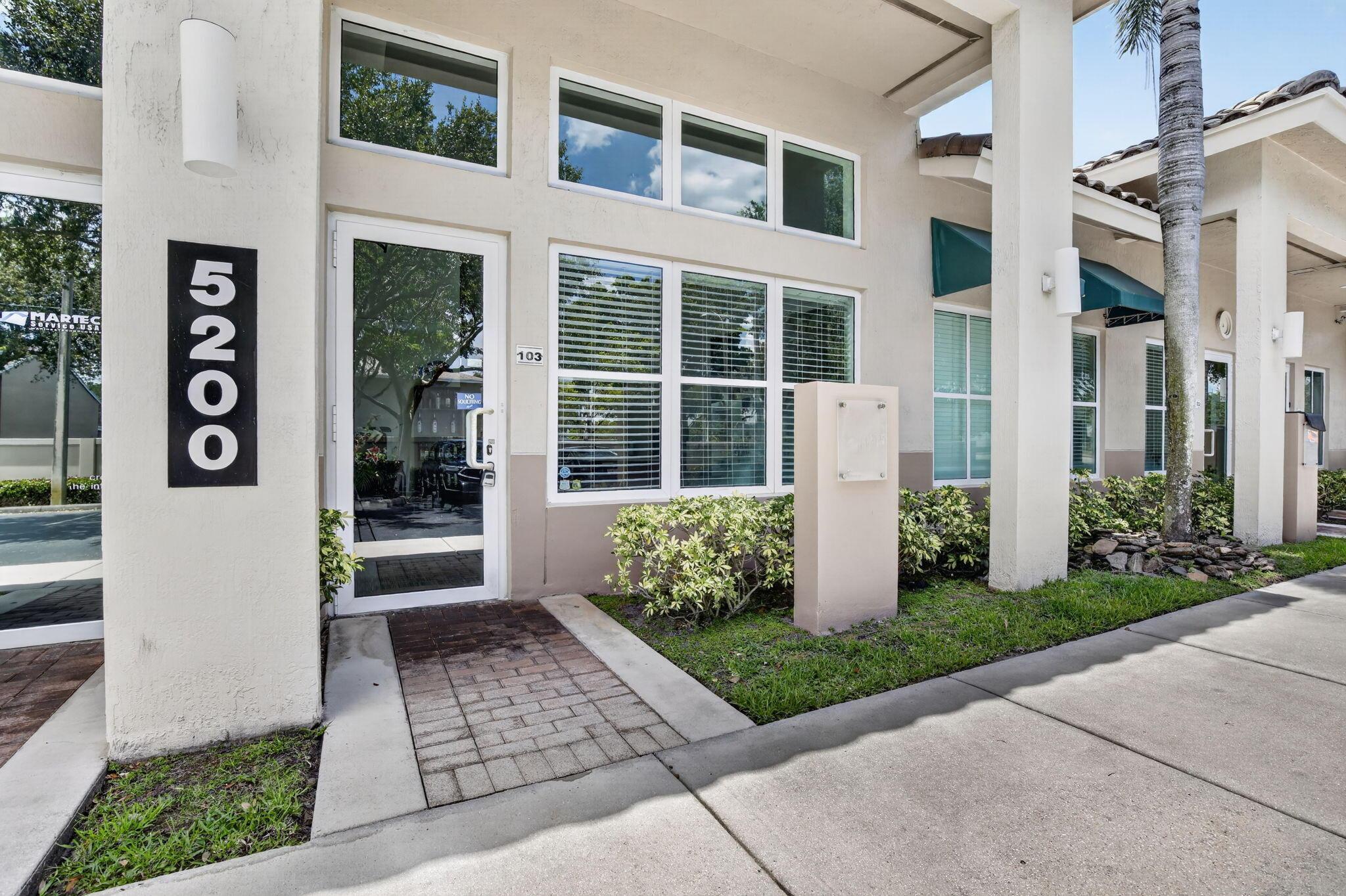 5200 S University Drive 103a, Davie, FL, Davie - Photo 2