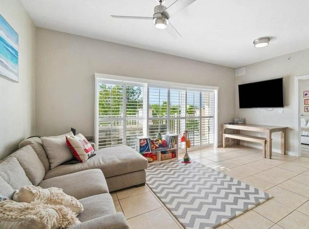1931 NE 2nd Street 305, Deerfield Beach, FL 33441, Deerfield Beach - Photo 3