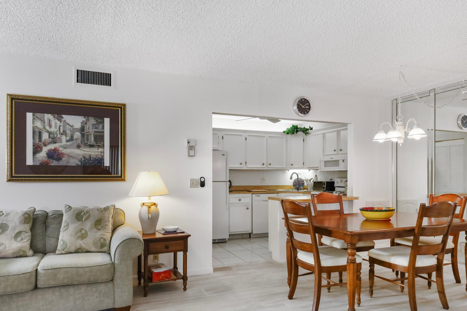 106 Lake Pine Circle C-1, Greenacres, FL 33463, Greenacres - Photo 3