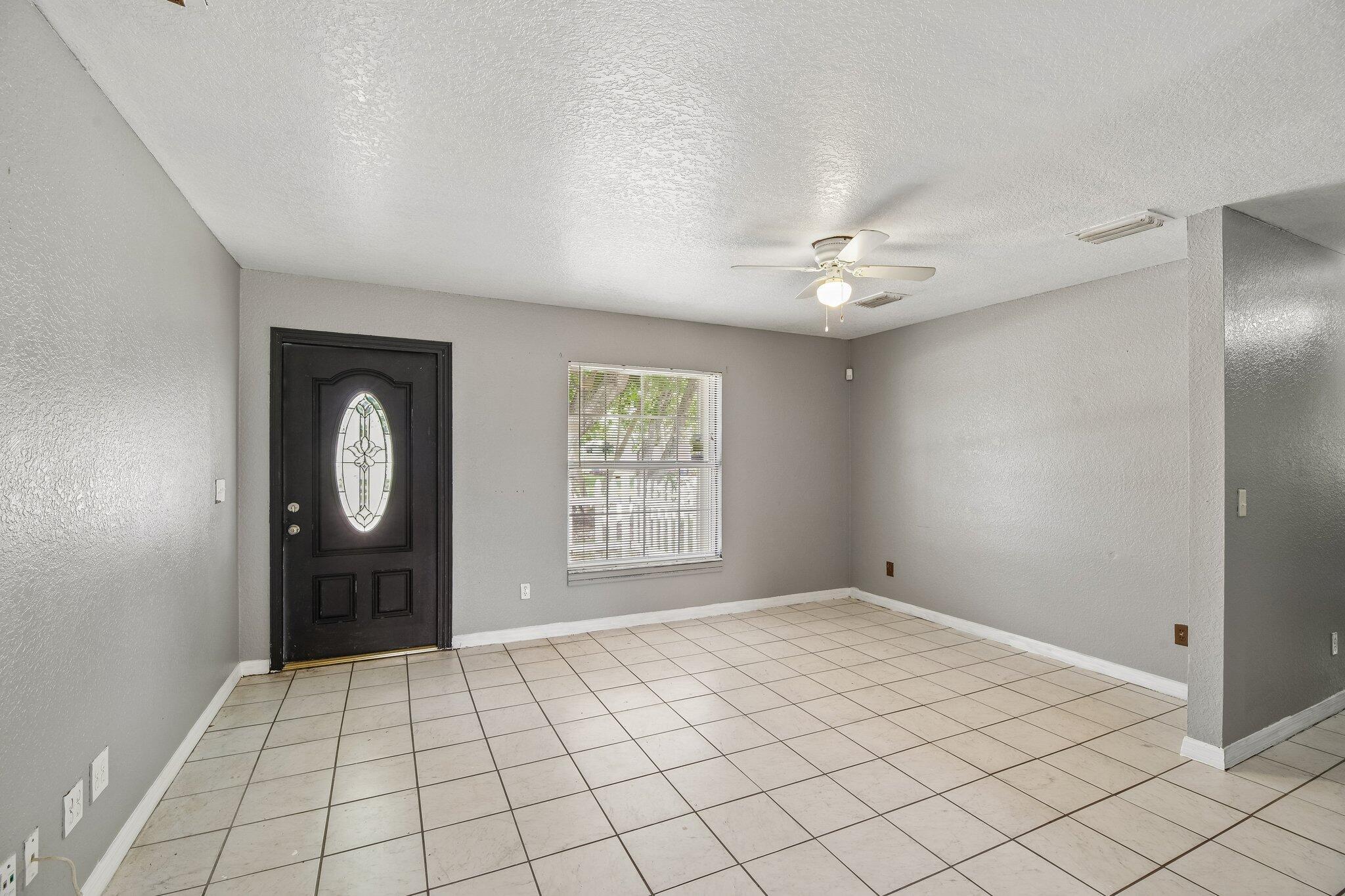 2443 2nd Place SW, Vero Beach, FL 32962, Vero Beach - Photo 5