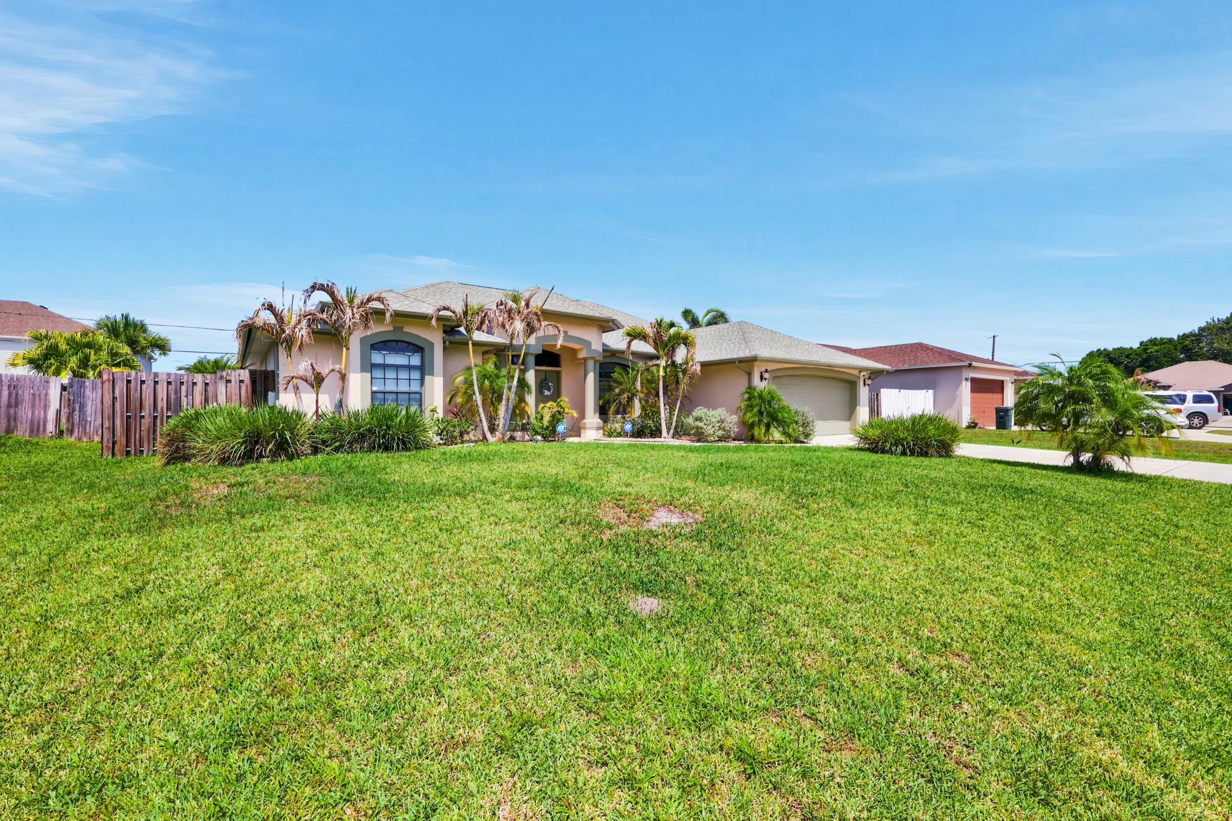 3881 SW Janiga Street, Port St. Lucie, FL 34953, Port St. Lucie - Photo 3