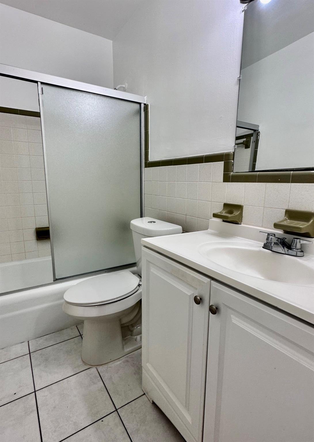 717 SE 16th Street 5, Fort Lauderdale, FL 33316, Fort Lauderdale - Photo 5