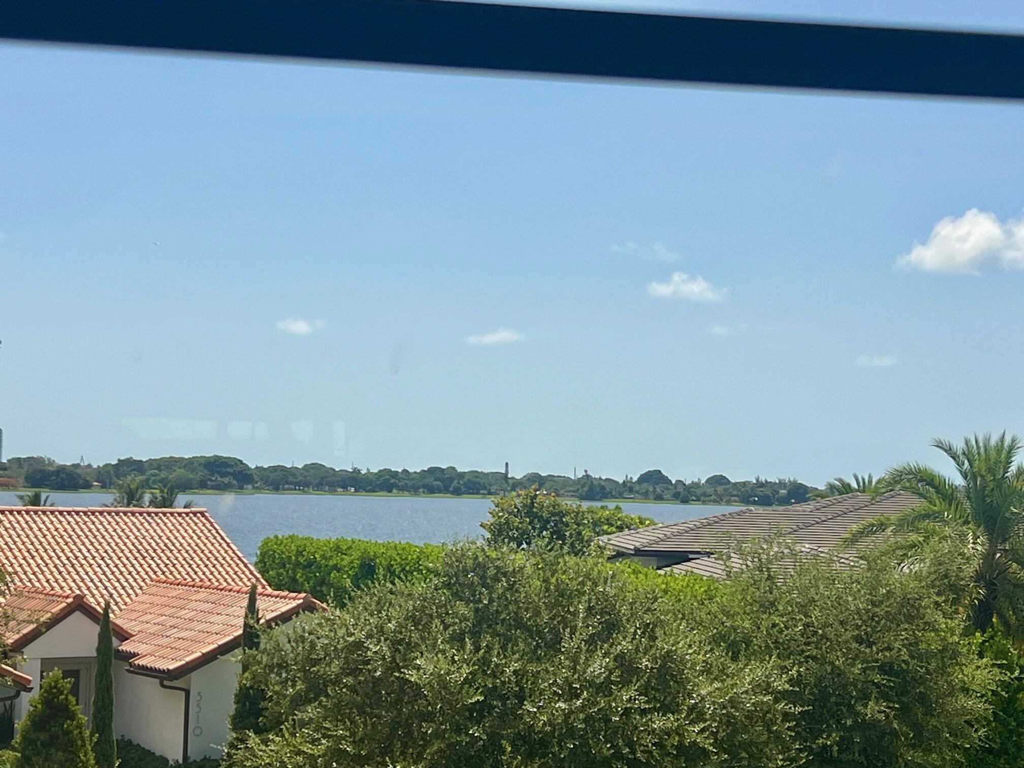 3516 Whitehall Drive 301, West Palm Beach, FL 33401, West Palm Beach