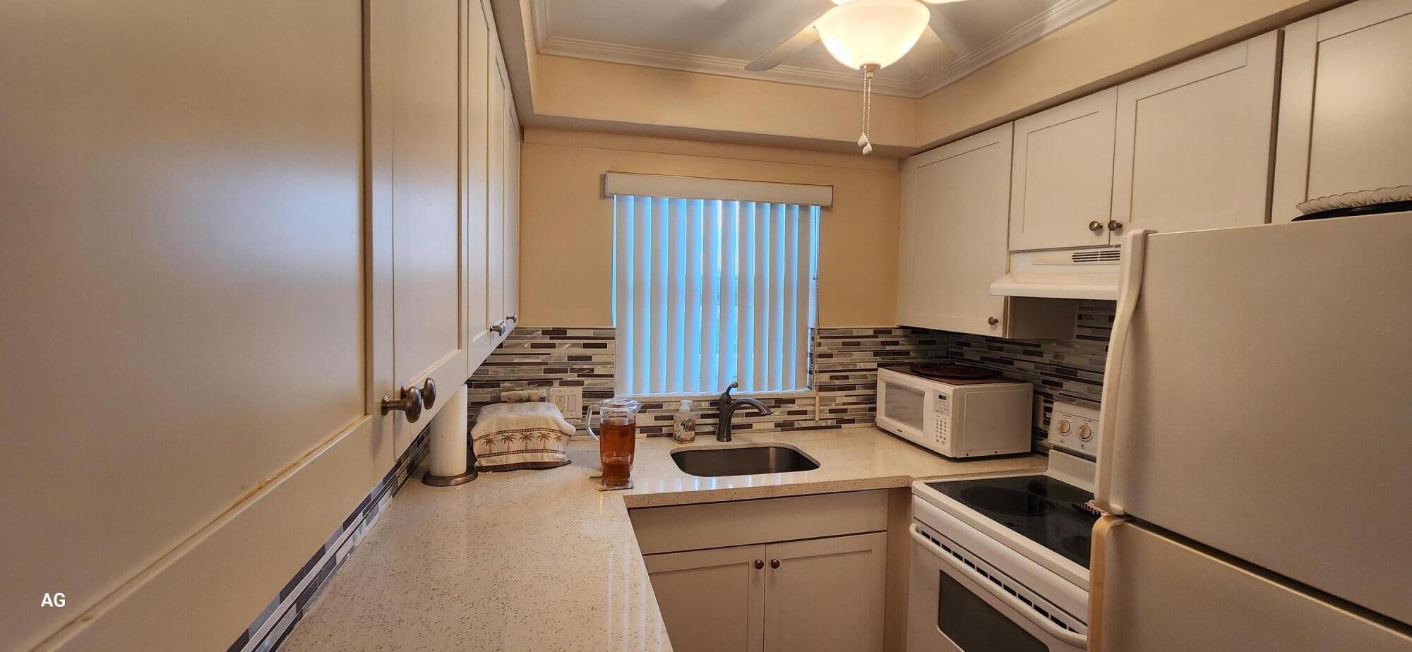 15 SE 13th Street D3, Boca Raton, FL 33432, Boca Raton - Photo 4