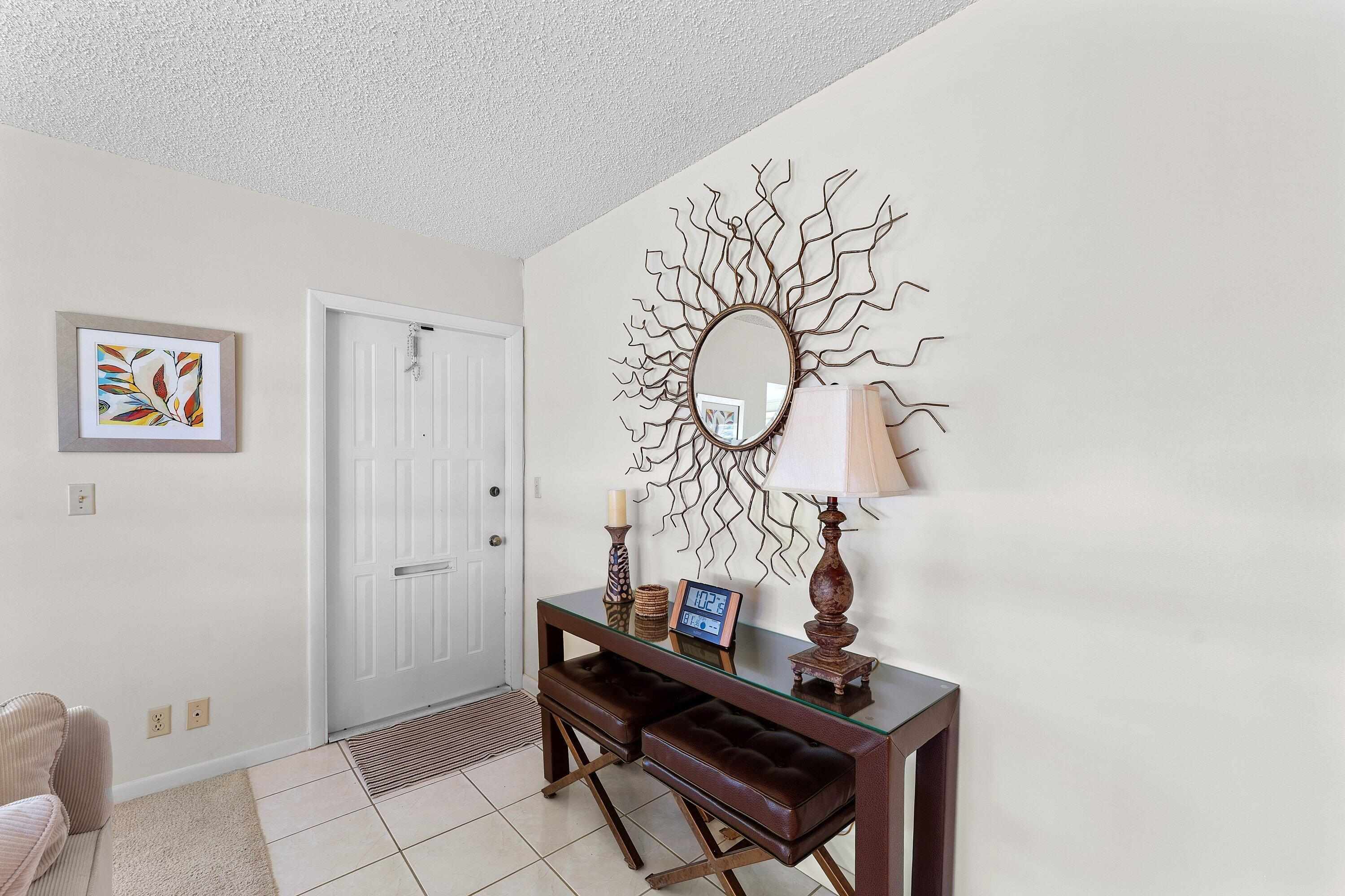 1210 S Drive Circle D, Delray Beach, FL 33445, Delray Beach - Photo 4
