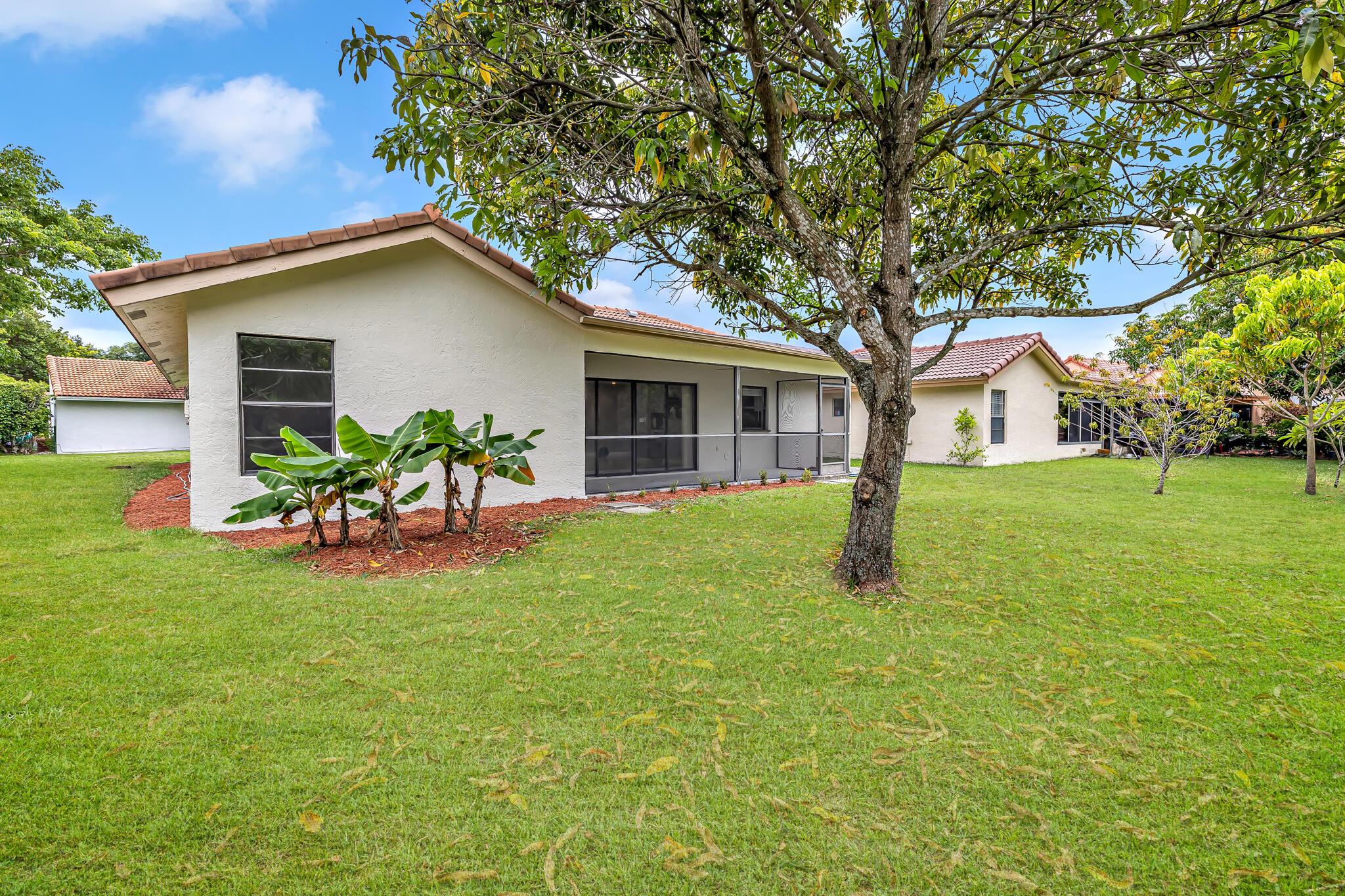 1273 Spring Circle Drive, Coral Springs, FL 33071, Coral Springs - Photo 3