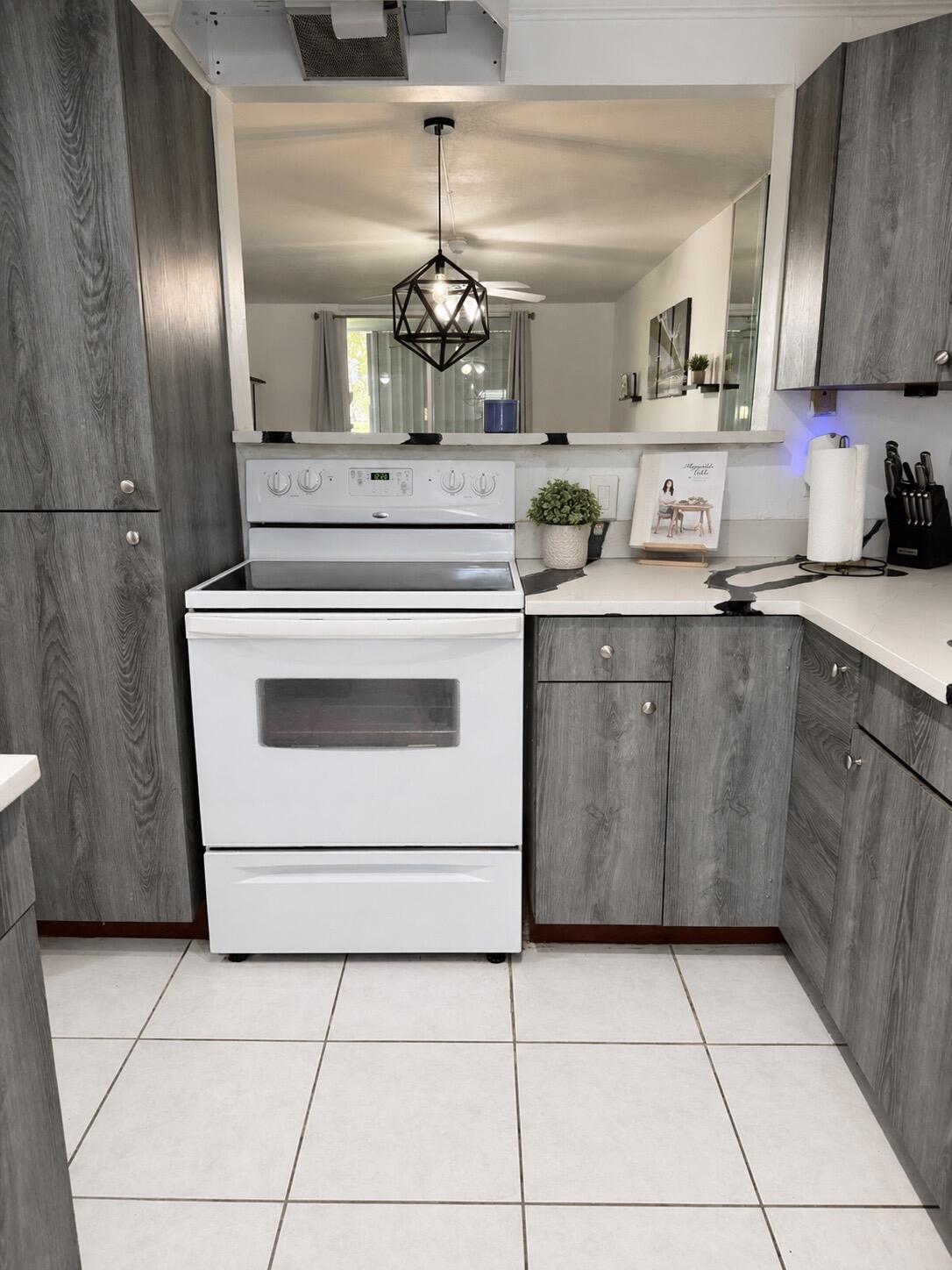 5961 NW 2nd Avenue 108, Boca Raton, FL 33487, Boca Raton - Photo 3