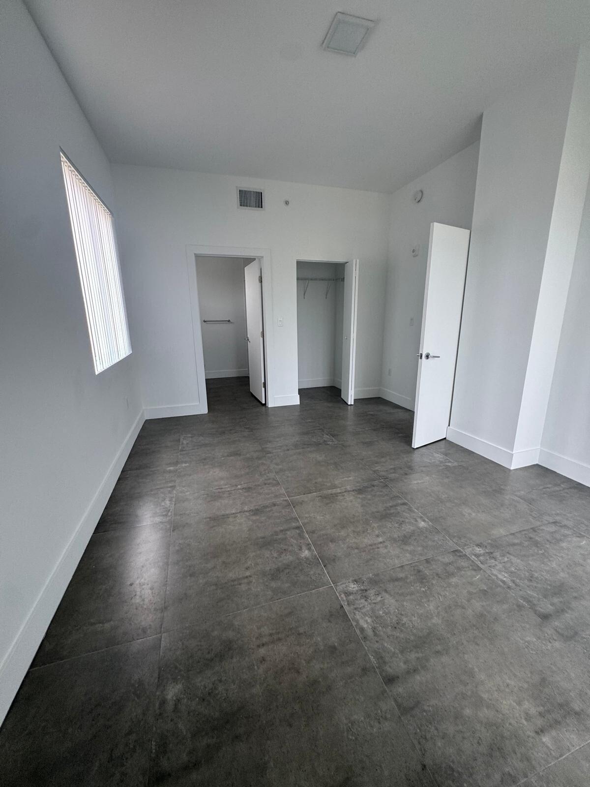 2010 SW 25th Terrace 305, Miami, FL 33133, Miami - Photo 4