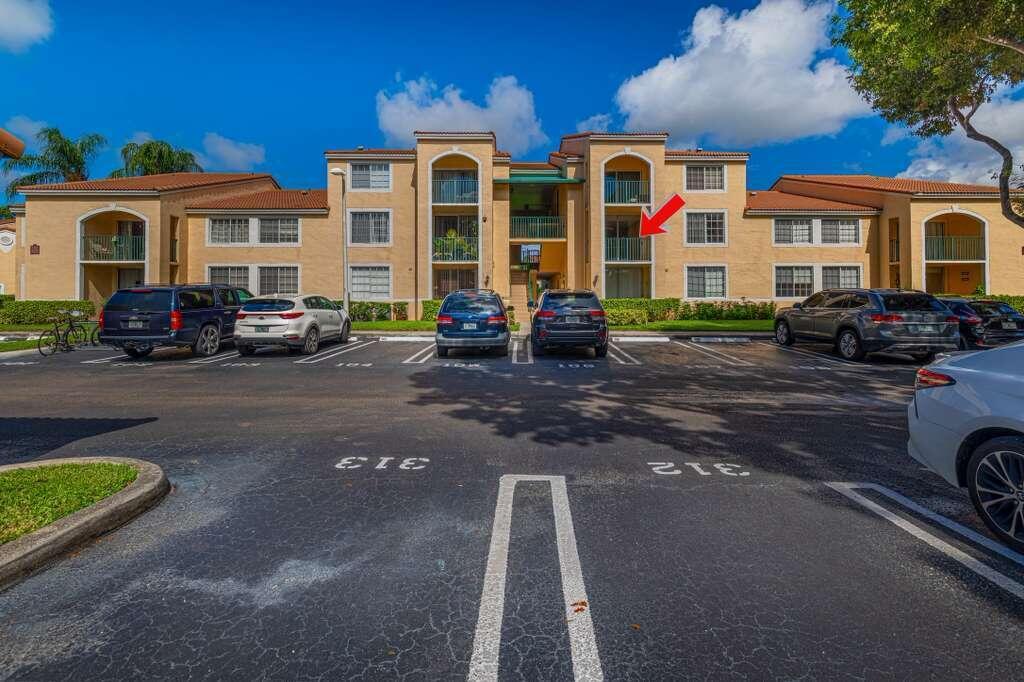 1743 Village Boulevard 205, West Palm Beach, FL 33409, West Palm Beach - Photo 2