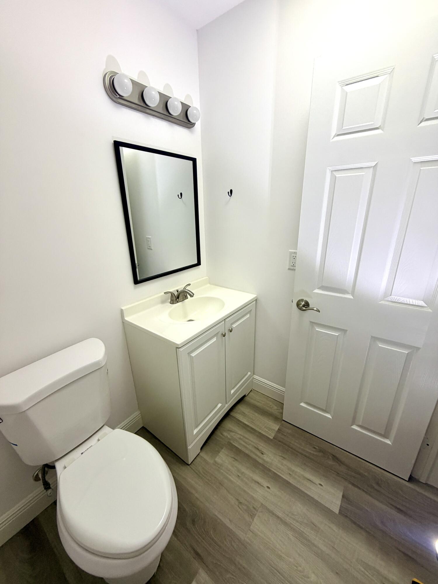 1766 Abbey Road 105, West Palm Beach, FL 33415, West Palm Beach - Photo 3