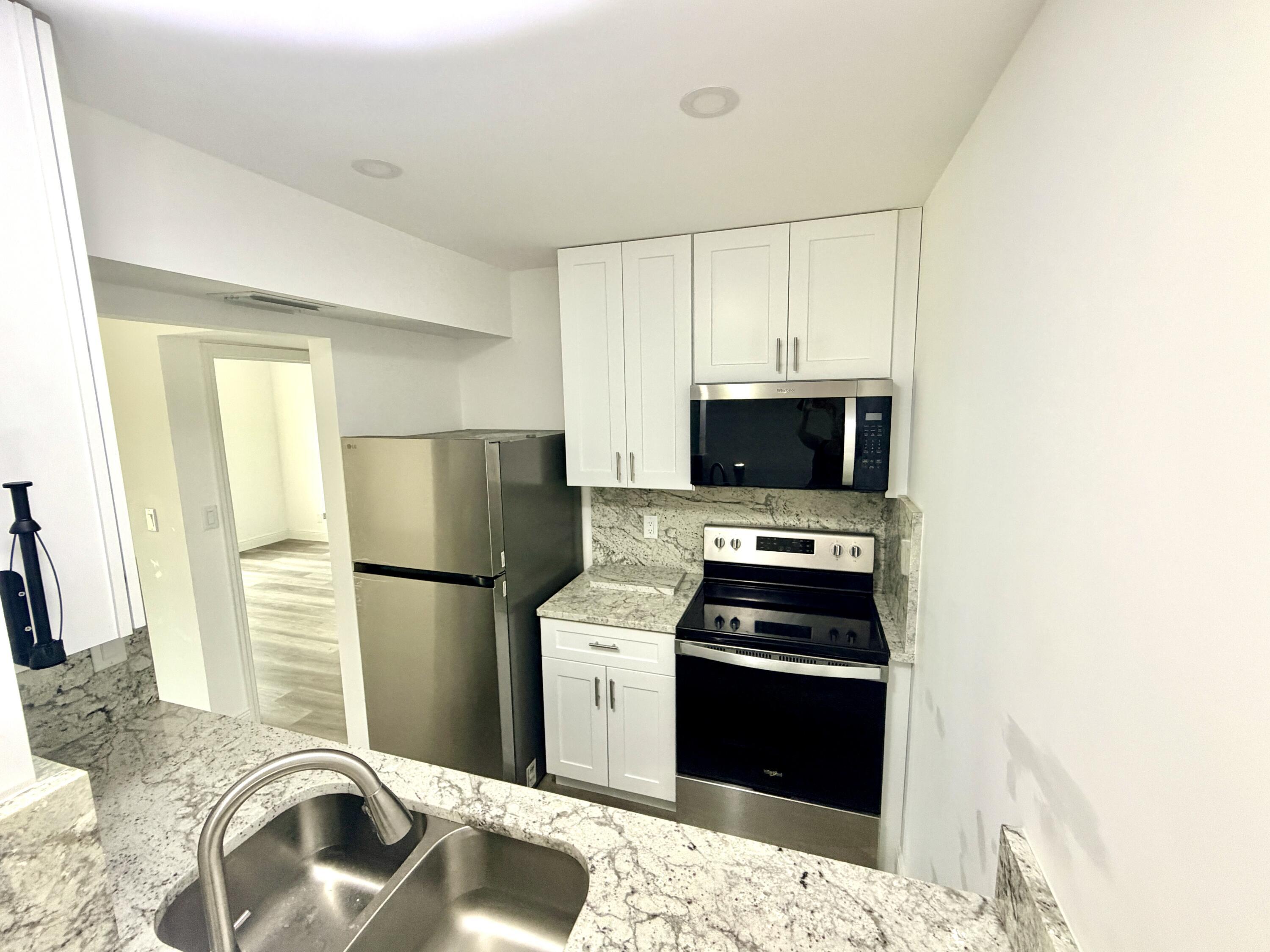 1766 Abbey Road 105, West Palm Beach, FL 33415, West Palm Beach