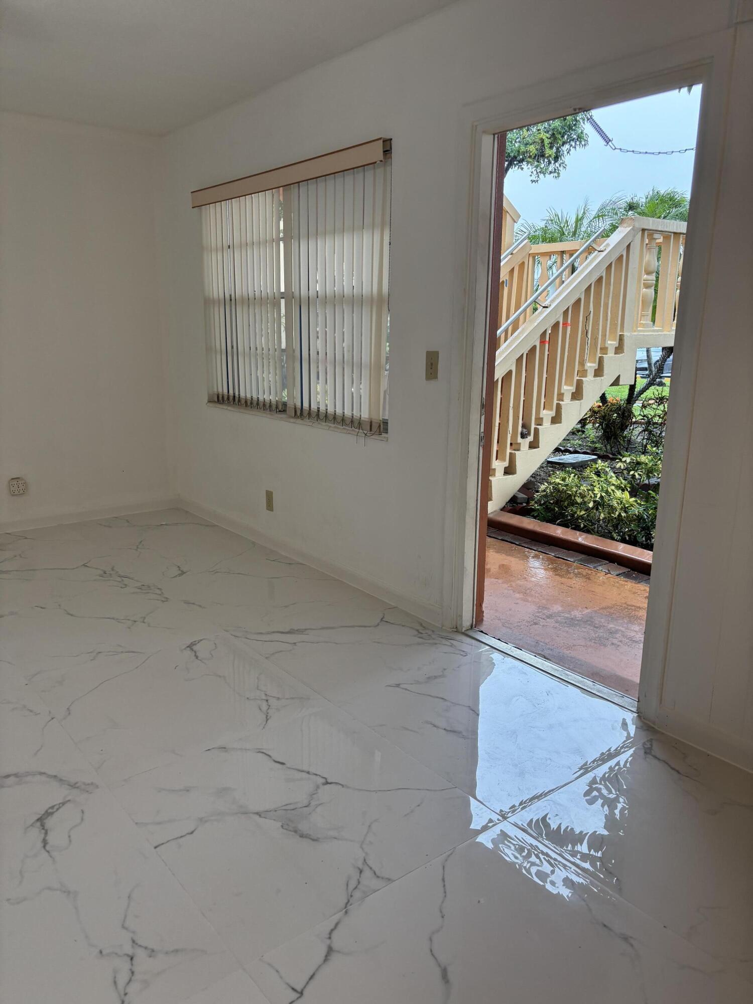 204 Salisbury I 204, West Palm Beach, FL 33417, West Palm Beach - Photo 2