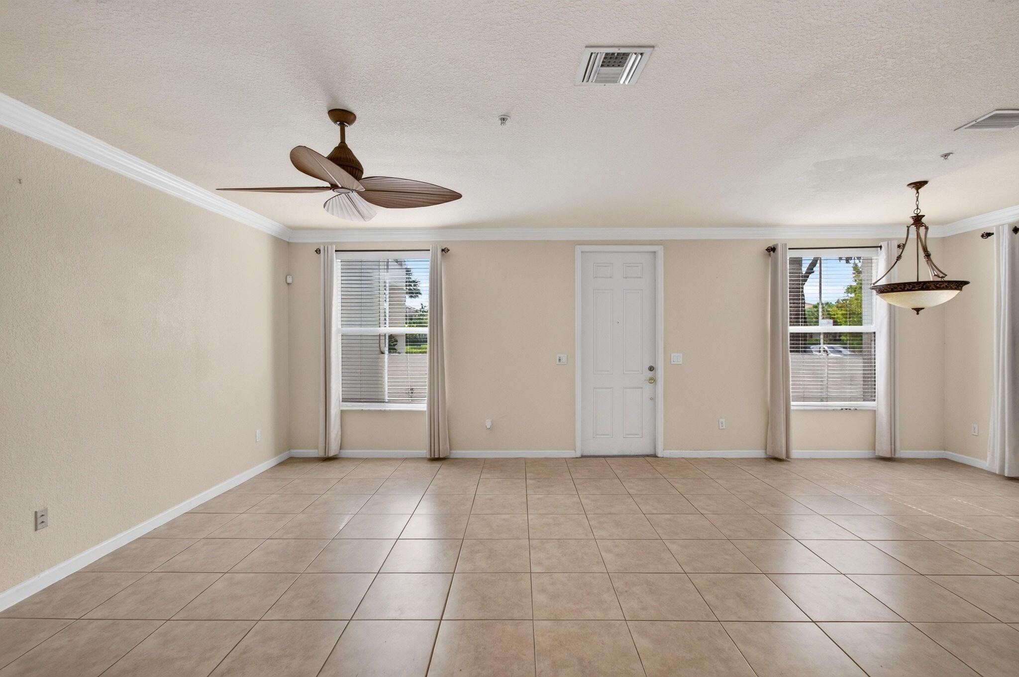 4651 Mimosa Terrace 1212, Coconut Creek, FL 33073, Coconut Creek - Photo 4