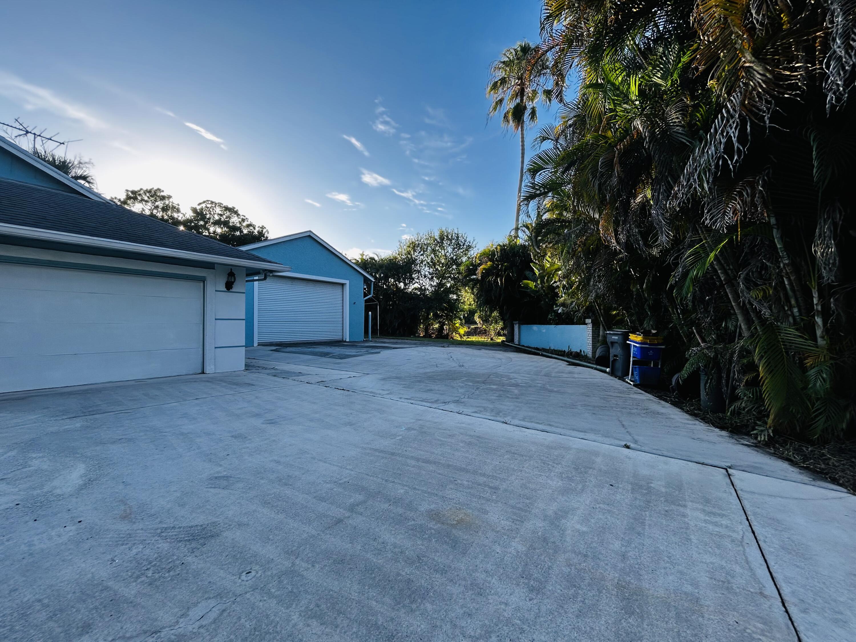 17971 Mellen Lane, Jupiter, FL 33478, Jupiter - Photo 2