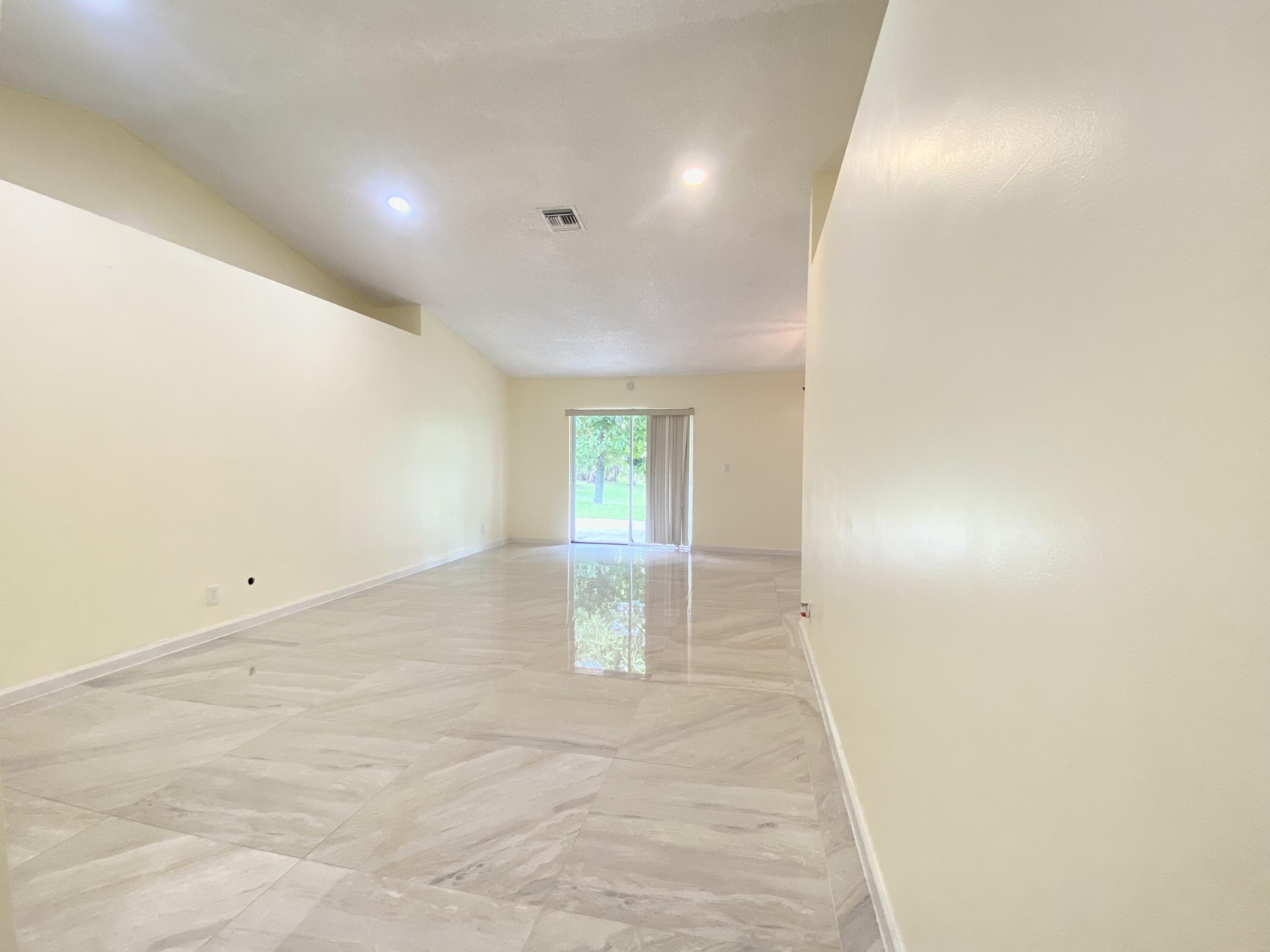 5314 Blueberry Hill Avenue, Lake Worth, FL 33463, Lake Worth - Photo 4