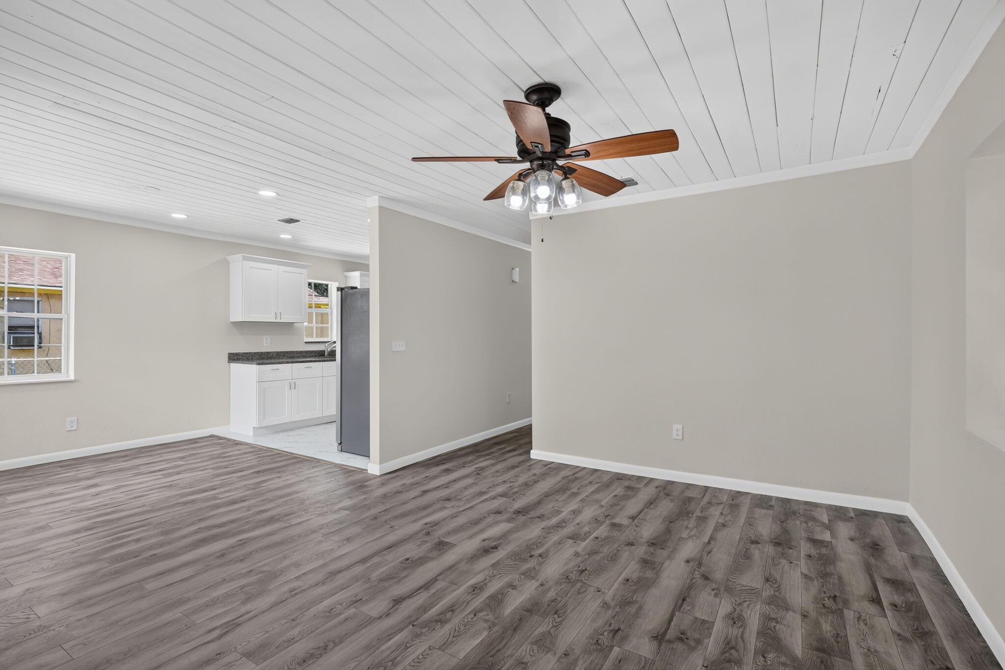 426 N 19th Street, Fort Pierce, FL 34950, Fort Pierce - Photo 5