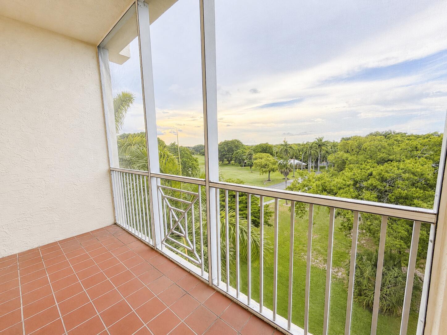 3600 Oaks Clubhouse Drive 501, Pompano Beach, FL 33069, Pompano Beach