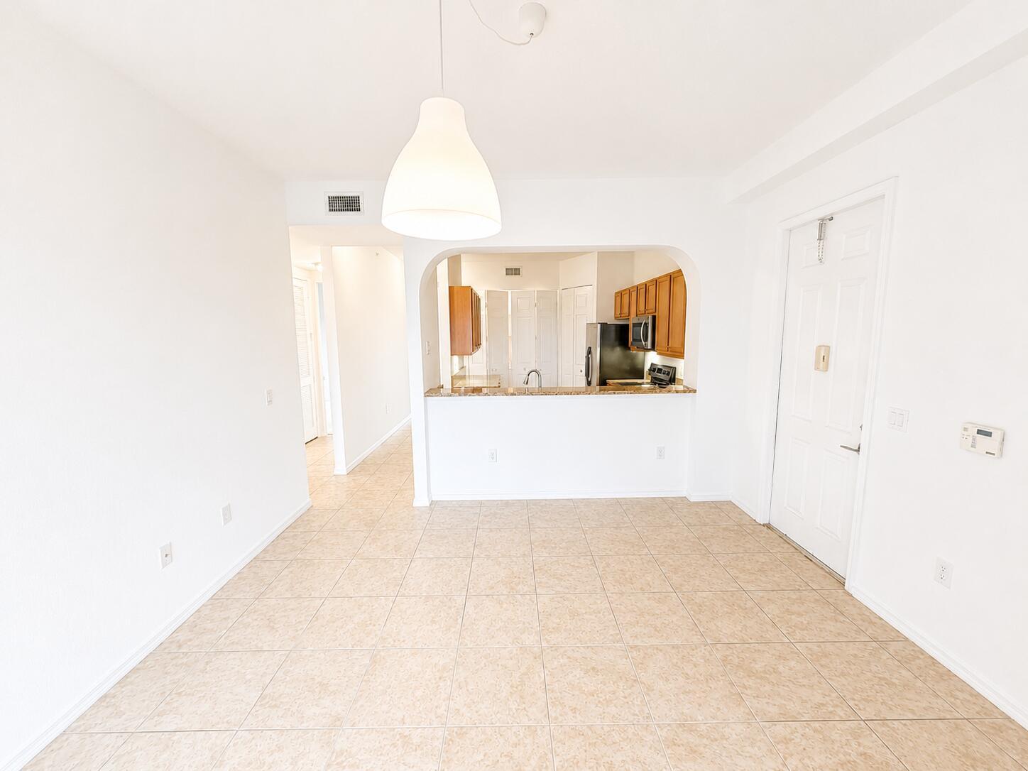 3600 Oaks Clubhouse Drive 501, Pompano Beach, FL 33069, Pompano Beach - Photo 4