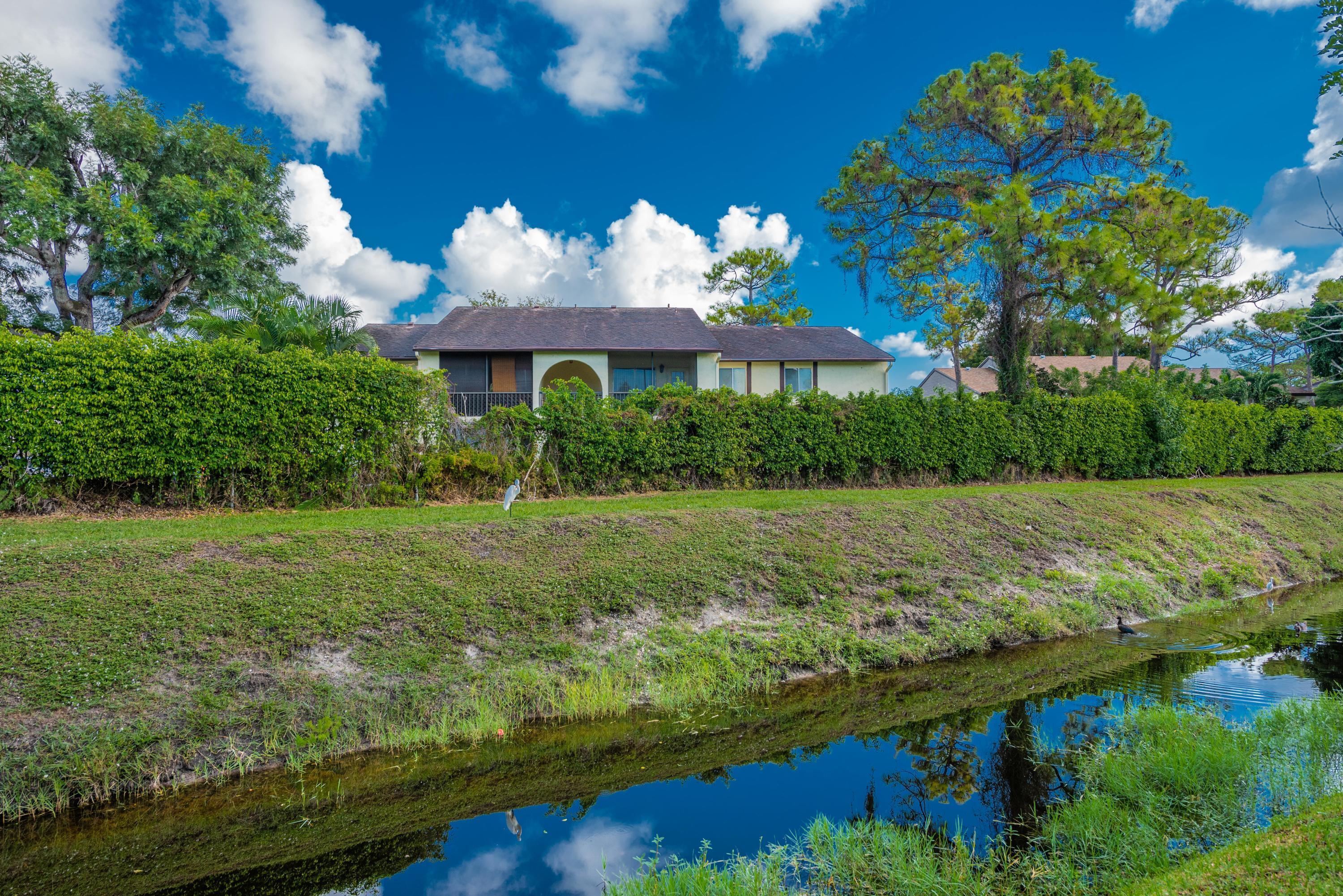 5847 S 37th Street, Greenacres, FL 33463, Greenacres - Photo 4