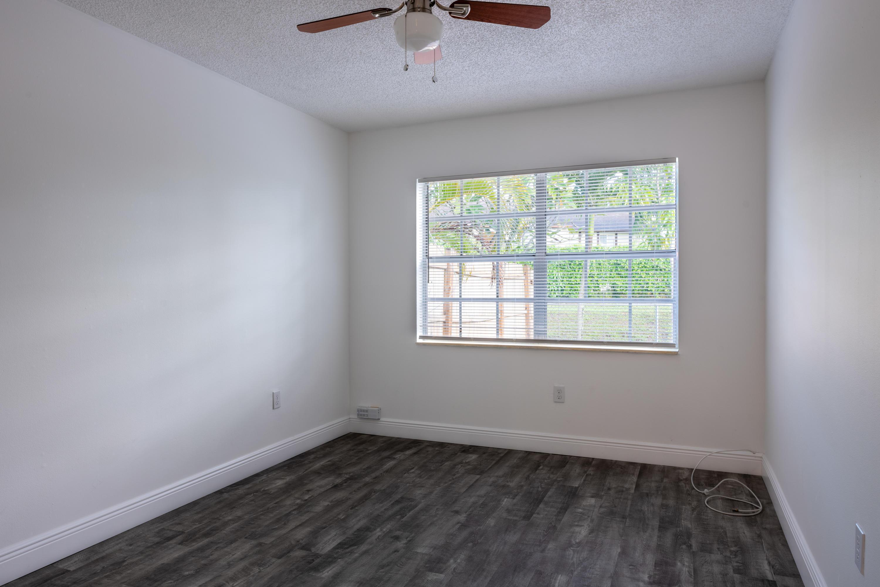 5847 S 37th Street, Greenacres, FL 33463, Greenacres - Photo 5