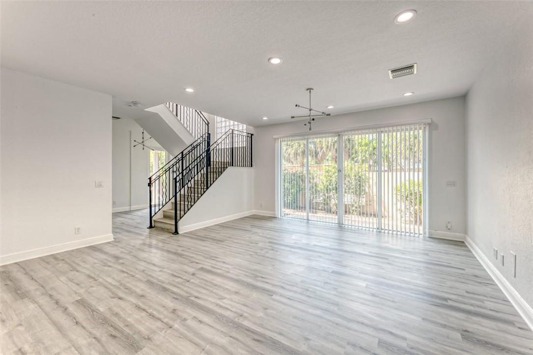 502 SW 4th Avenue 1, Fort Lauderdale, FL 33315, Fort Lauderdale - Photo 5