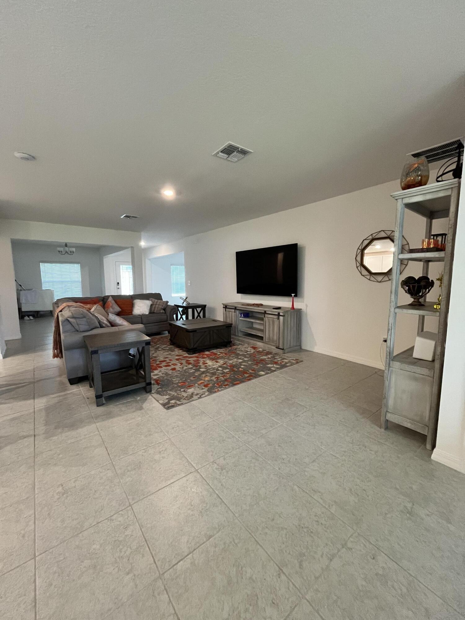 1425 SW Vicuna Lane, Port St. Lucie, FL 34953, Port St. Lucie - Photo 3